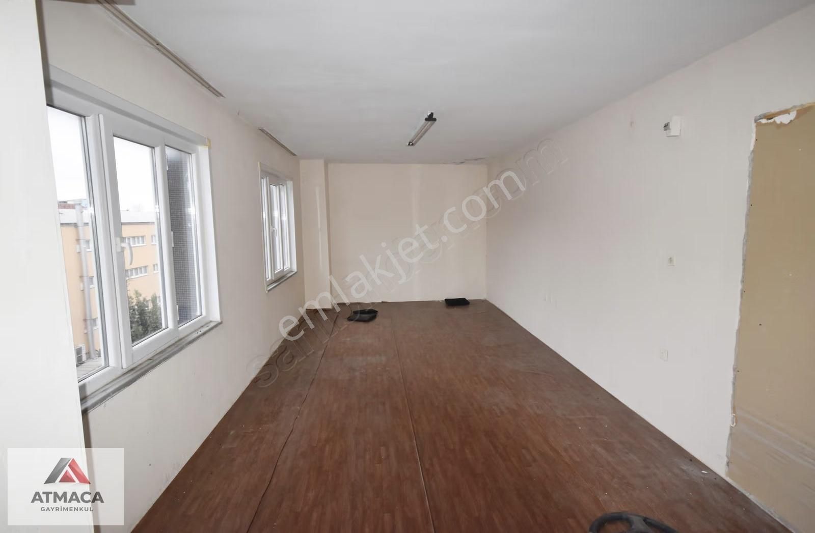 Sefaköy Halkalı Caddesine 2.bina 3.katlı 300 M2 Kiralık İşyeri - Görsel 18