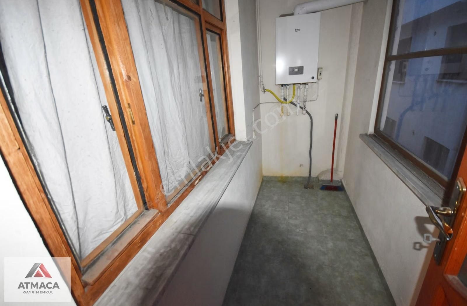 Sefaköy Fevziçakmak Mah 2+1 Metrobüse Yakın Kiralık Daire - Görsel 4