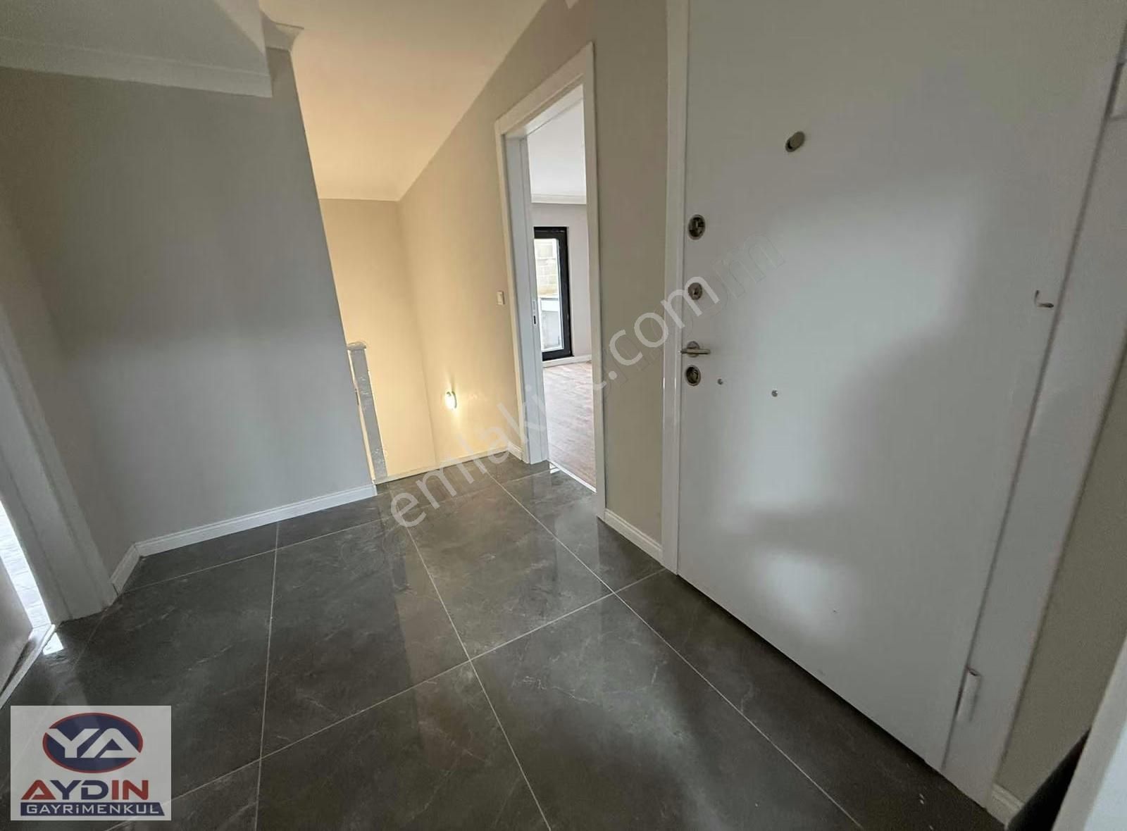 Darıca Fevzi Çakmakta Çift Teraslı Asansörlü 4+1 Üst Dubleks - Görsel 28