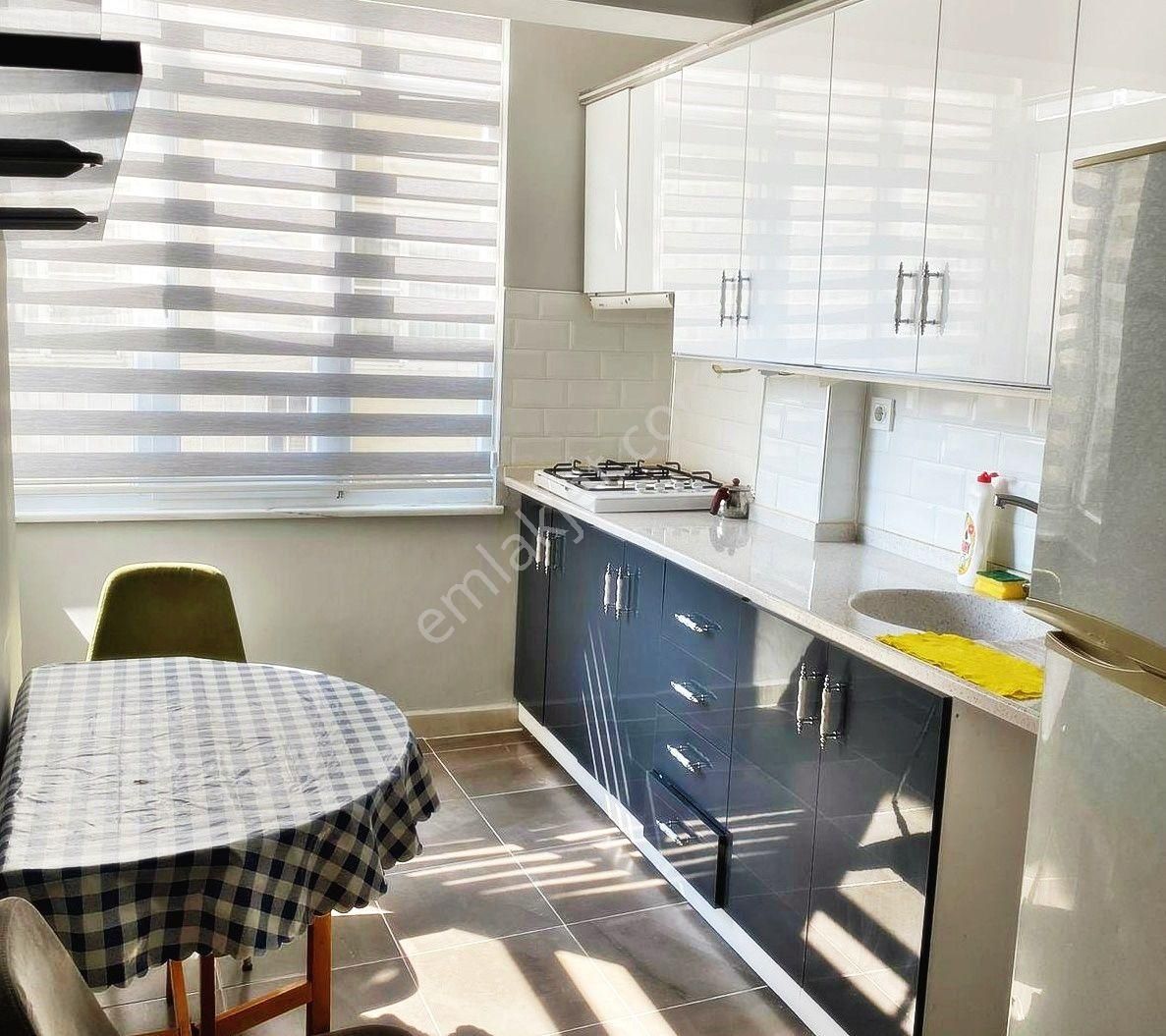 Aktif'ten Akçay Merkez'de Satılık Denize 300mt Ayrı Mutfaklı 2+1 Daire - Görsel 2