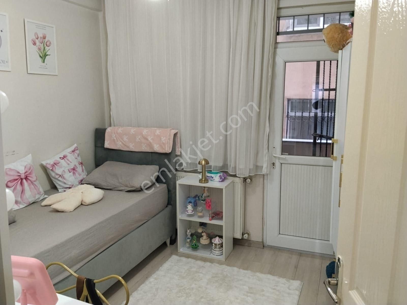 Bağcılar Fatih Mh. 2+1 Satılık Daire (yüksek Giriş) - Görsel 5