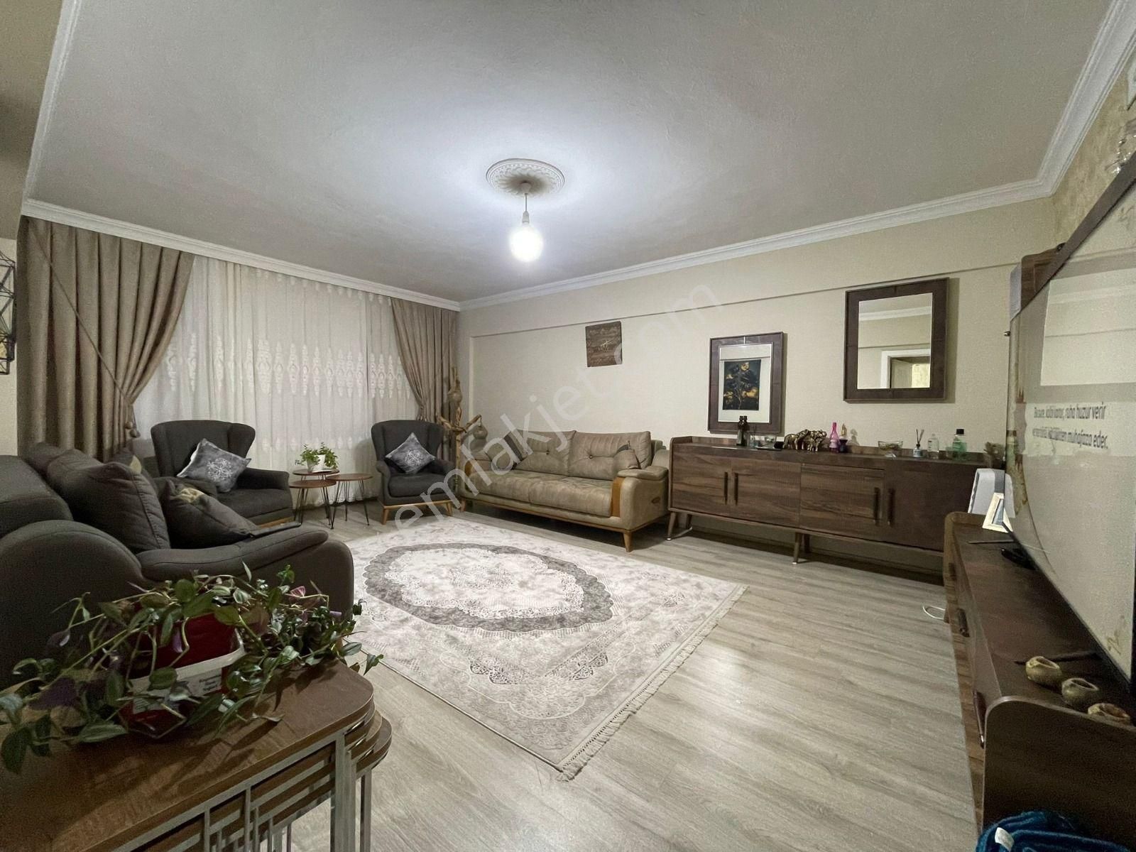 Sincan Malazgirt Mah. 3+1 Bağımsız Katta Yapılı Bulvara Yakın Daire - Görsel 7