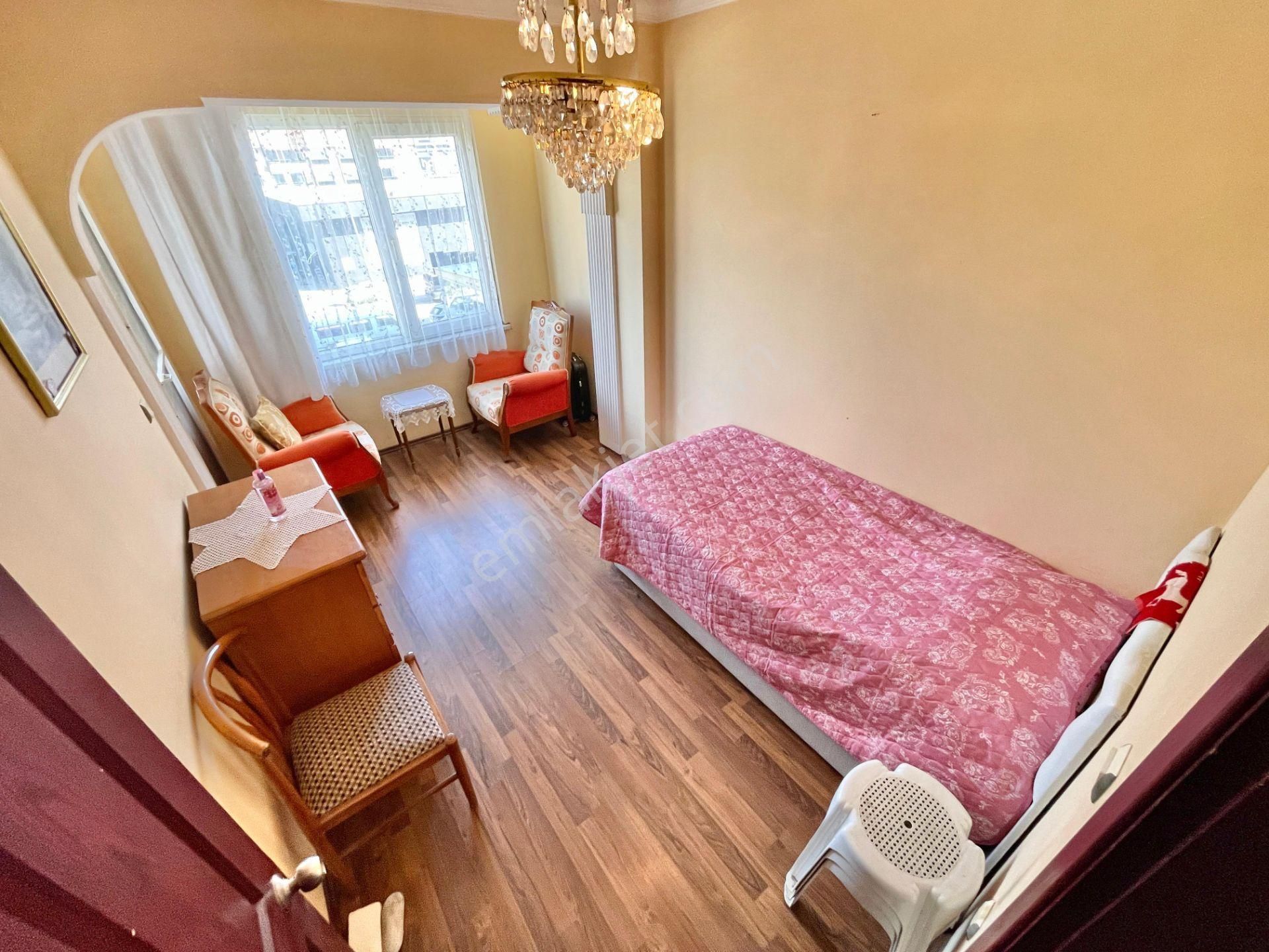 Berkay Demirel'den Akçay Merkezde Full Eşyalı Ön Cephe 3+1 Daire - Görsel 26