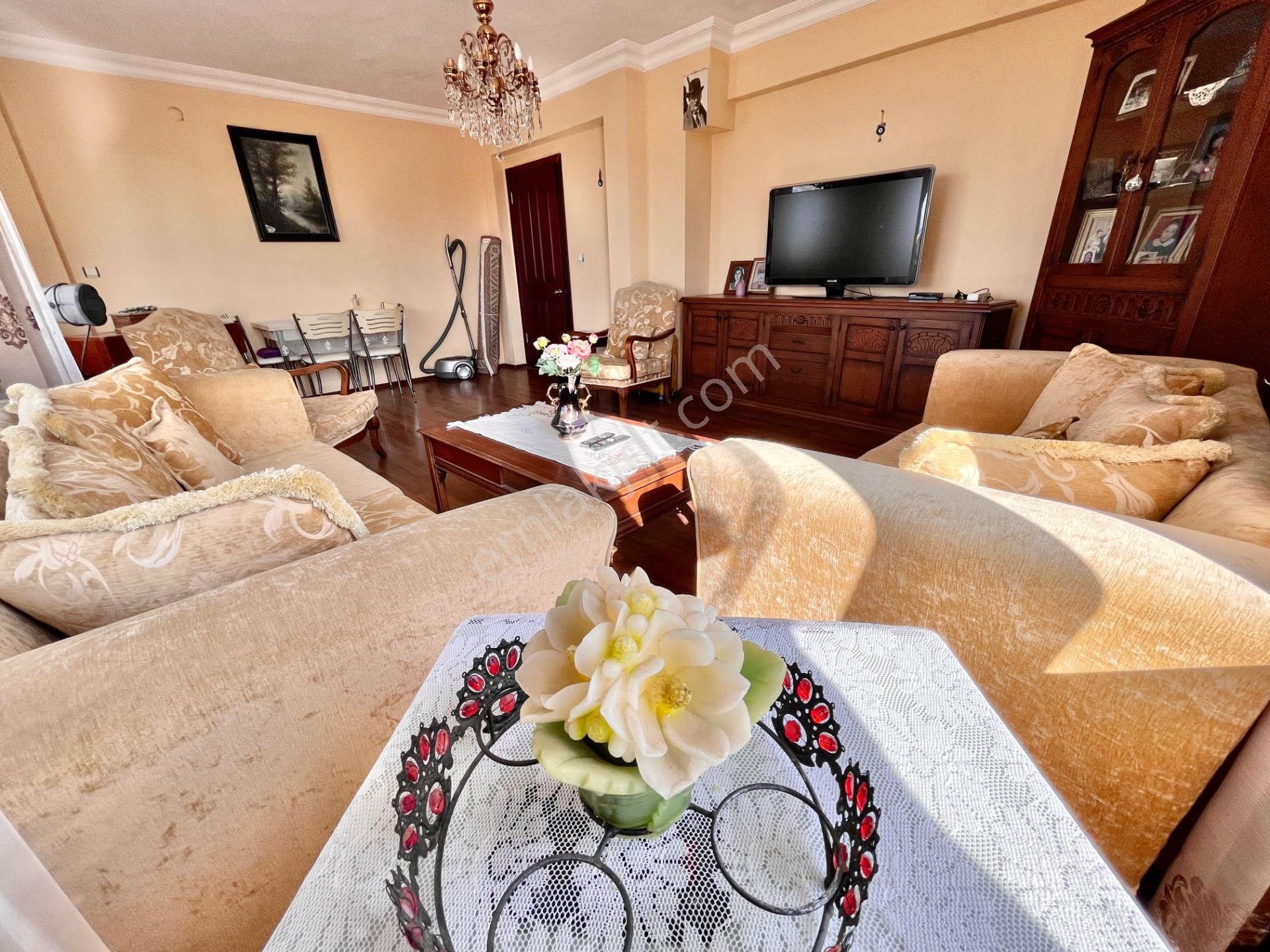 Berkay Demirel'den Akçay Merkezde Full Eşyalı Ön Cephe 3+1 Daire - Görsel 11