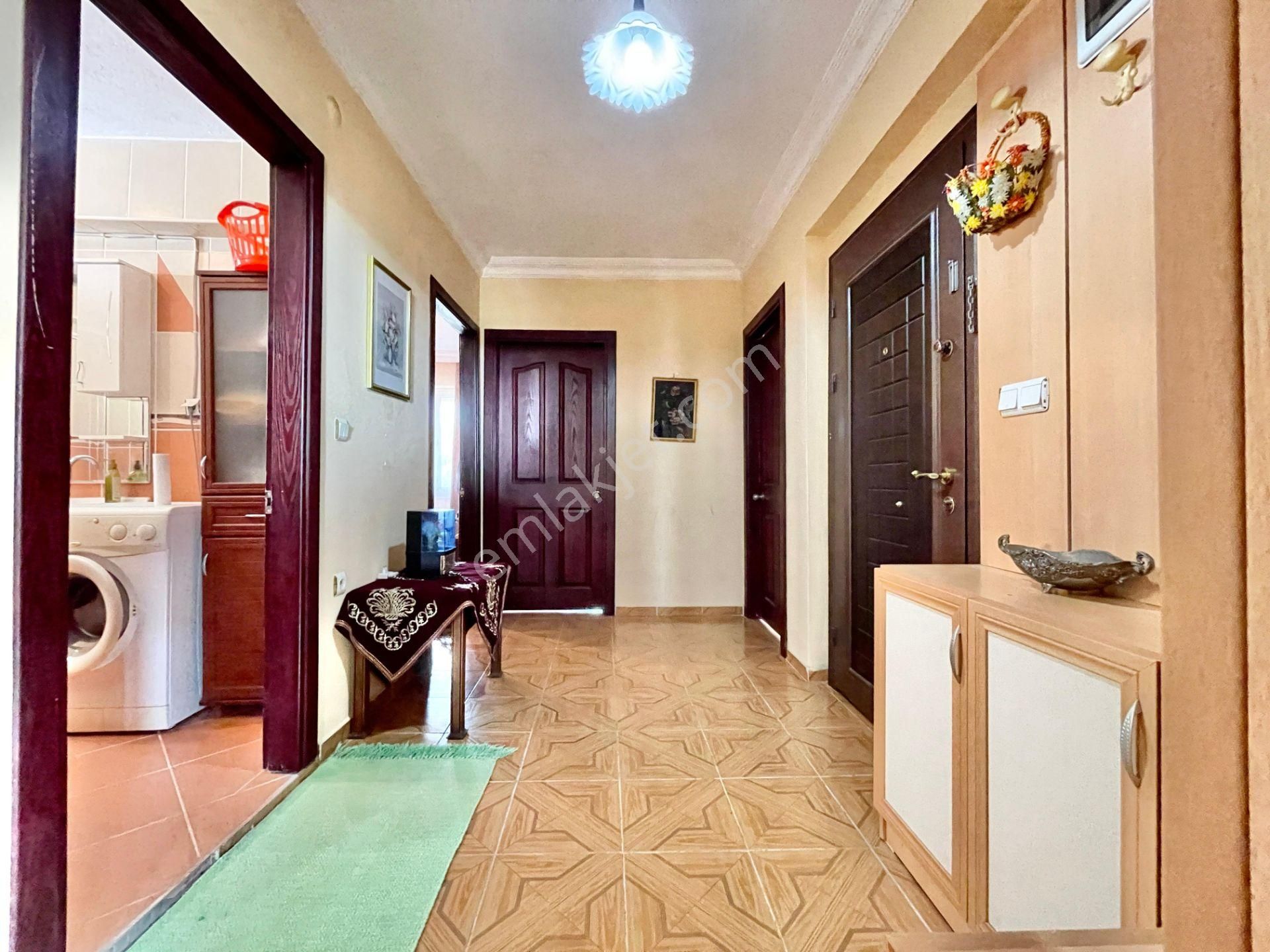 Berkay Demirel'den Akçay Merkezde Full Eşyalı Ön Cephe 3+1 Daire - Görsel 4