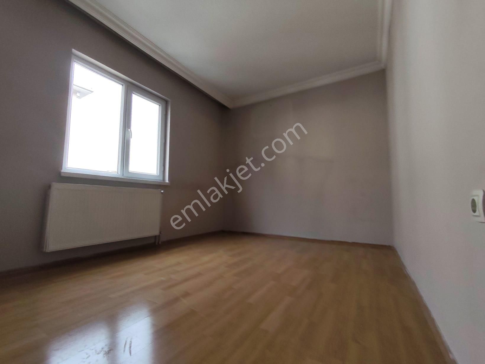 Yılmaz Gayrimenkulden Cadde Uzerı Asansorlü Kacırılmayacak 3+1 Fırsat Dairesi - Görsel 5