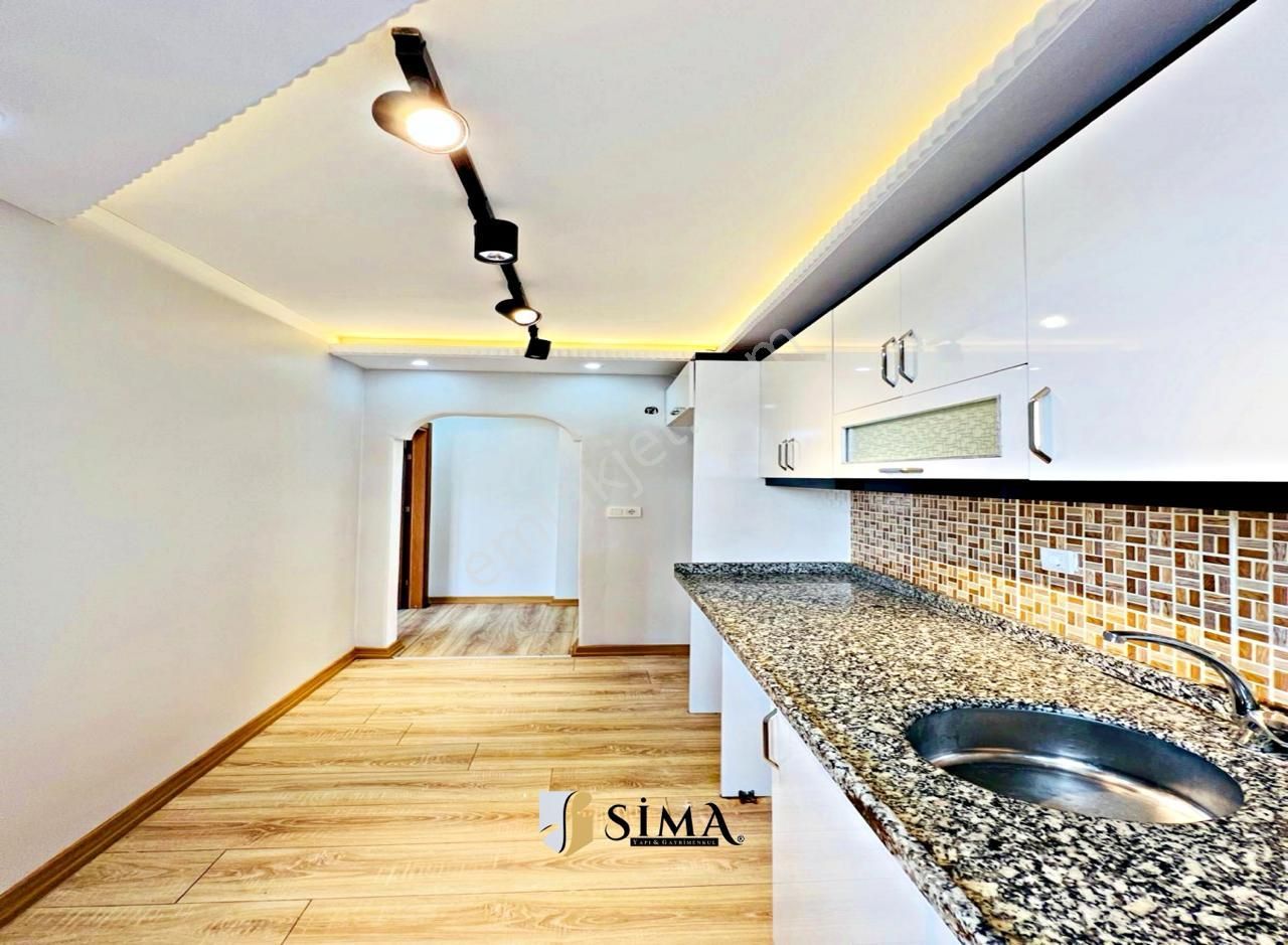 Ana Caddeye 4 Dk Metro Projesine Yakın 2+1 Full Lüks Dekorlu Daire - Görsel 14