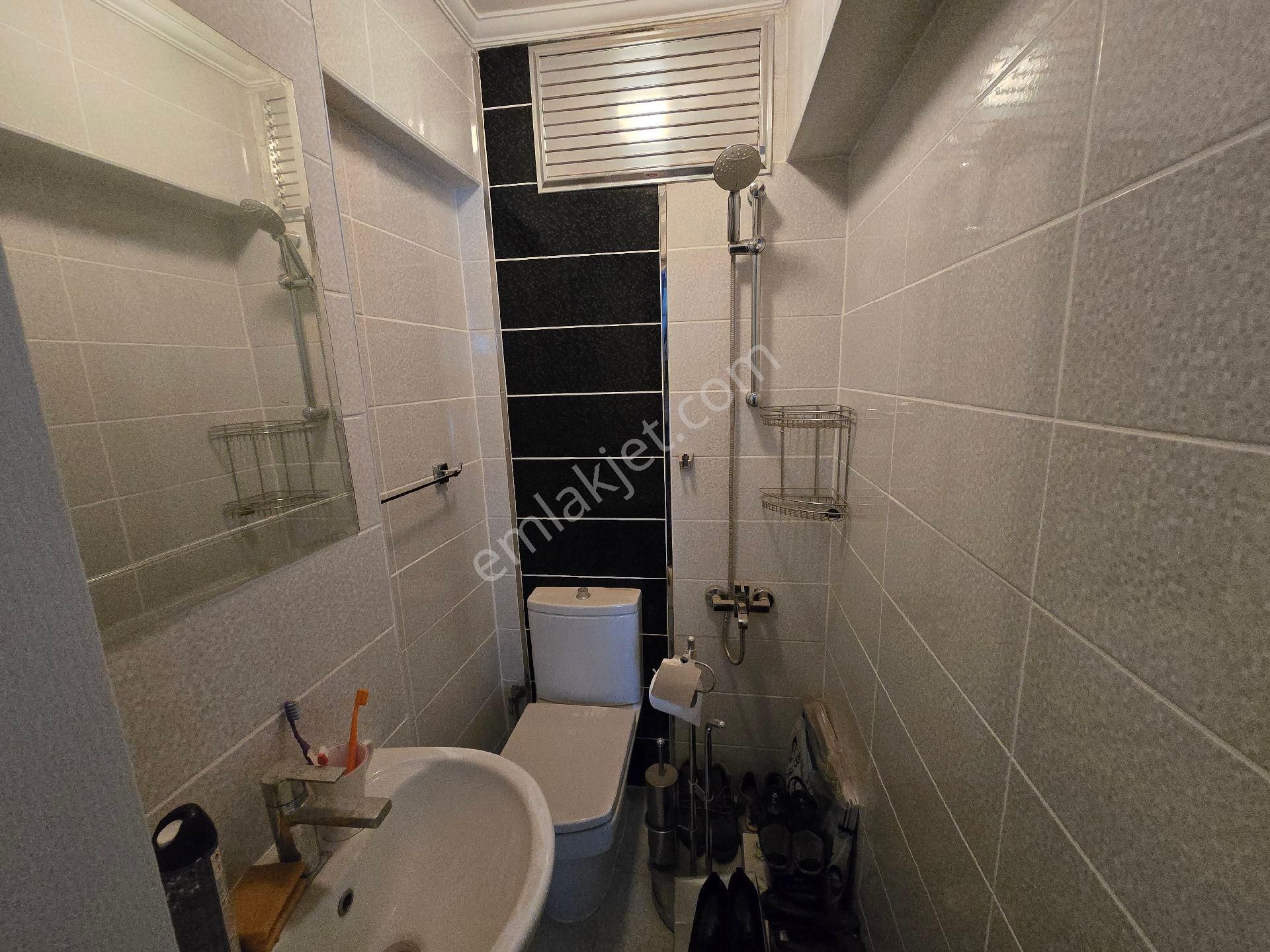 Alsancak Gündoğdu Meydanında Satılık 2+1 Daire - Görsel 11