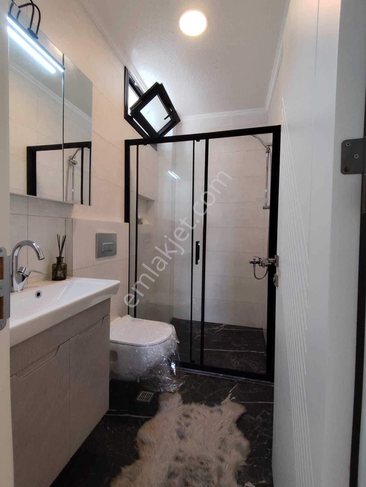 Kuşadası Davutlar’da Özel Havuzlu, Akıllı Ev Sistemli 5+2 Müstakil Villa - Görsel 29