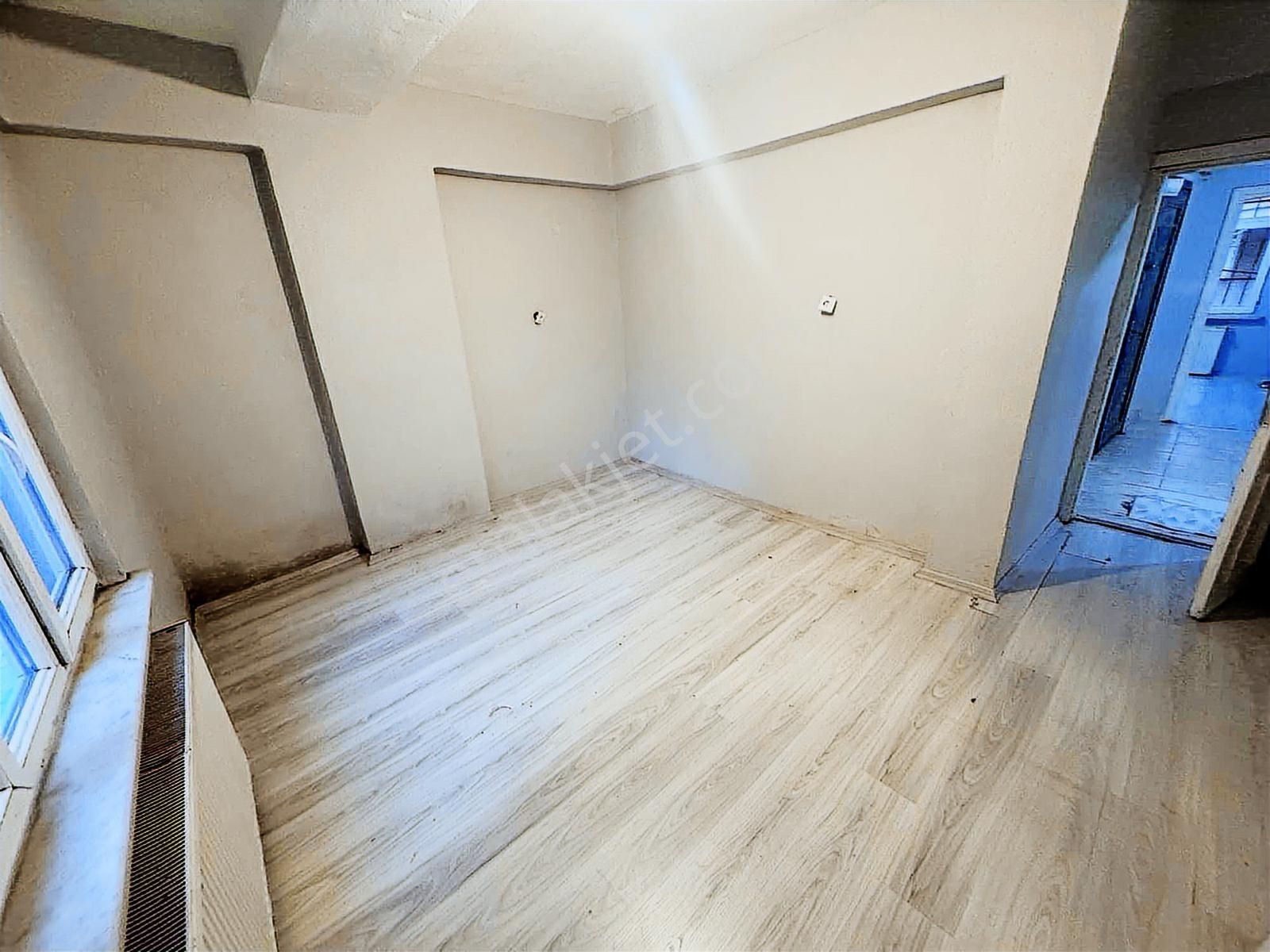 Yoldaş İnşaat'tan Kiralık 3+1 110 M2 Yüksek Giriş Daire - Görsel 10
