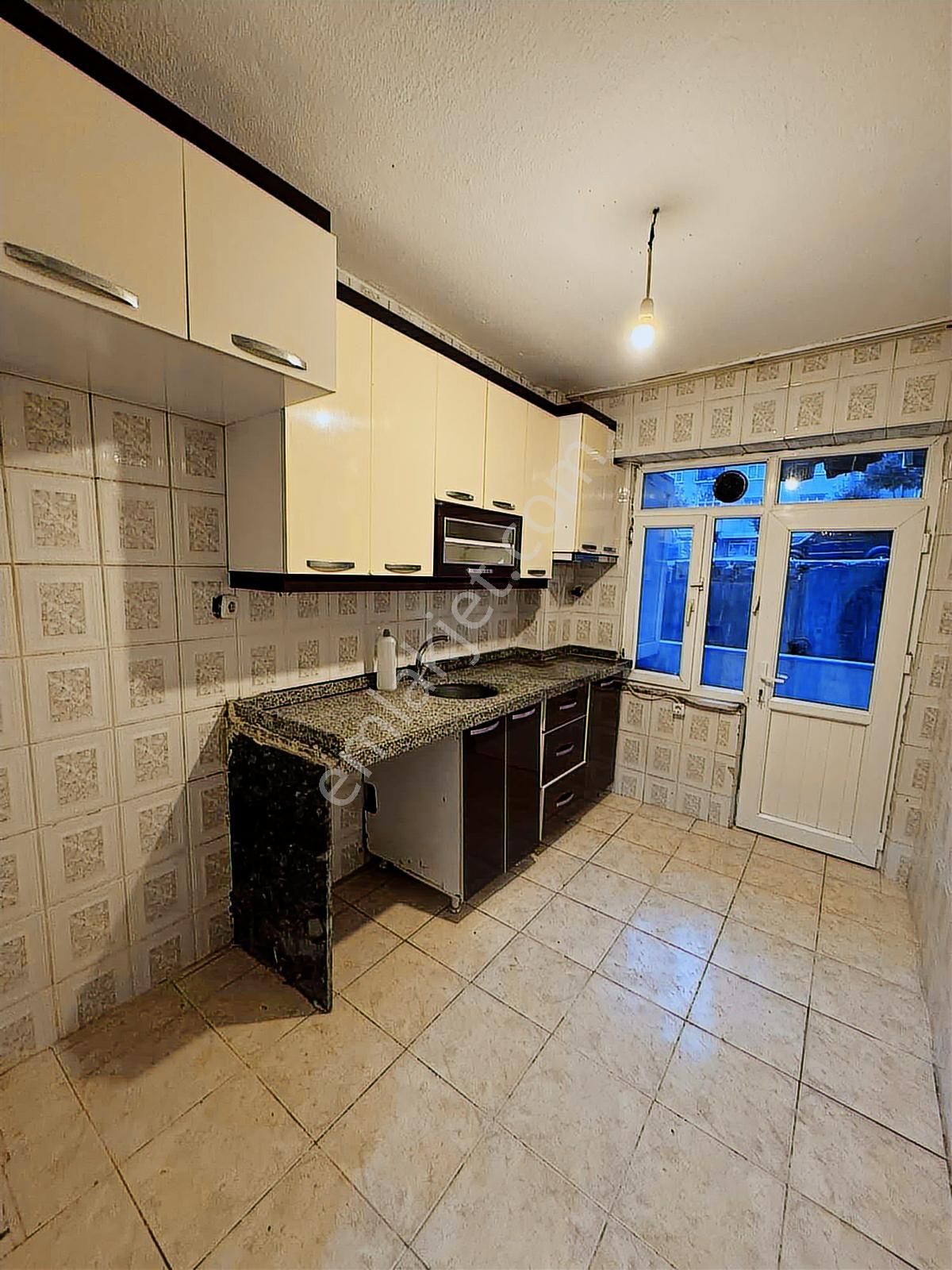 Yoldaş İnşaat'tan Kiralık 3+1 110 M2 Yüksek Giriş Daire - Görsel 21