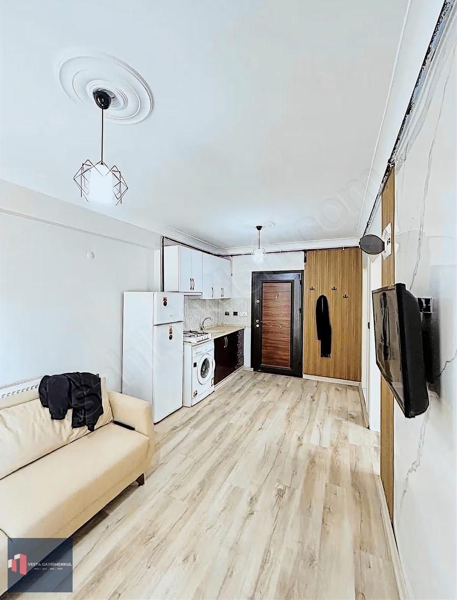 Görüklede İşlek Cadde Üzeri İçi Yapılı Geniş 1+1 Satılık Daire - Görsel 2