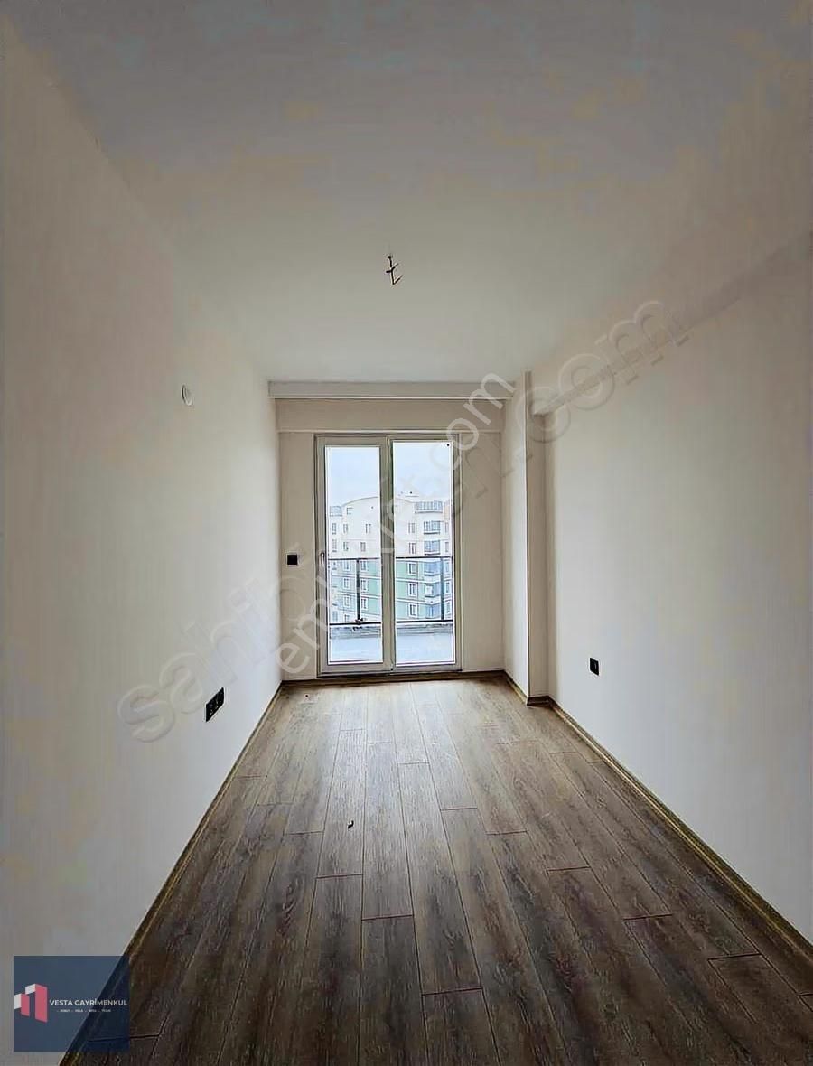 Kızılcıklı Mahallesinde 3+1 120m2 Net Kiracılı - Görsel 3