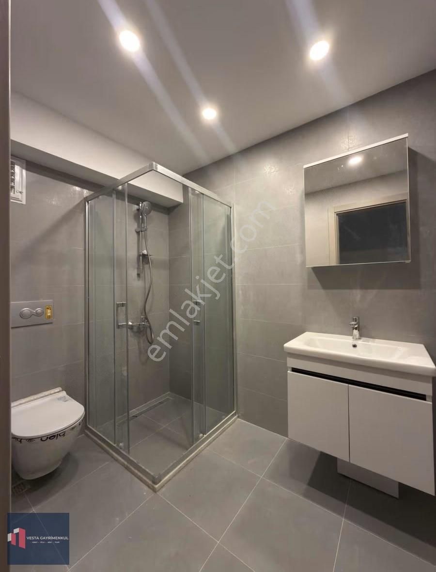 Kızılcıklı Mahallesinde 3+1 120m2 Net Kiracılı - Görsel 4