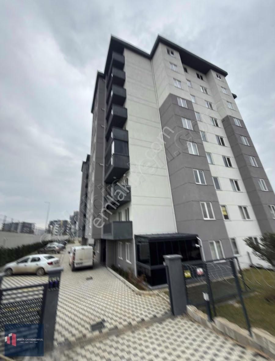 Kızılcıklı Mahallesinde 3+1 120m2 Net Kiracılı