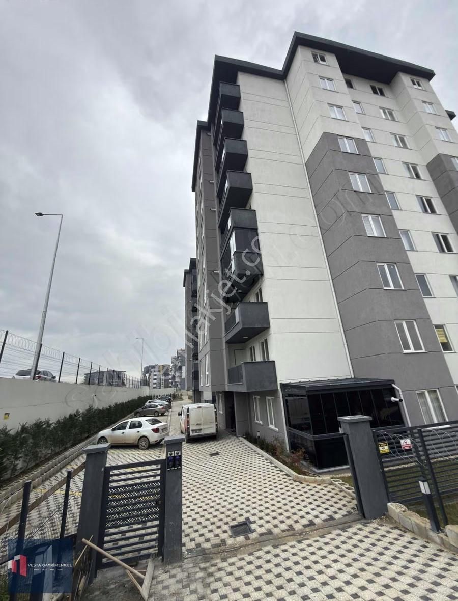 Kızılcıklı Mahallesinde 3+1 120m2 Net Kiracılı - Görsel 14