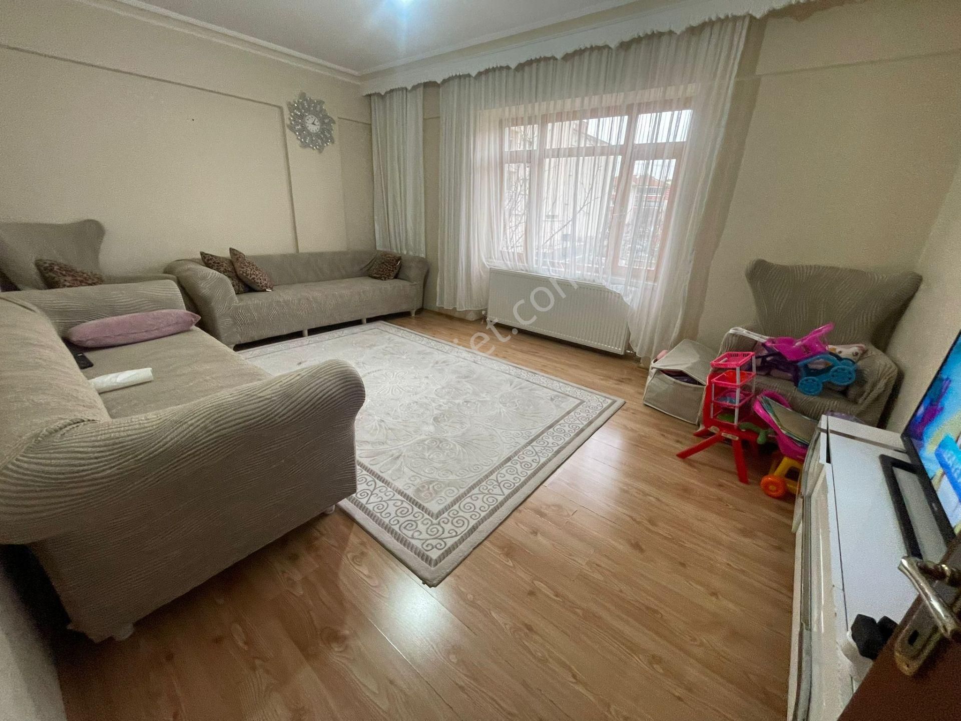 Sincan Pınarbaşı Mhde 3+1 Yapılı Ara Kat Ön Cephe Harika Konumda Daire - Görsel 8