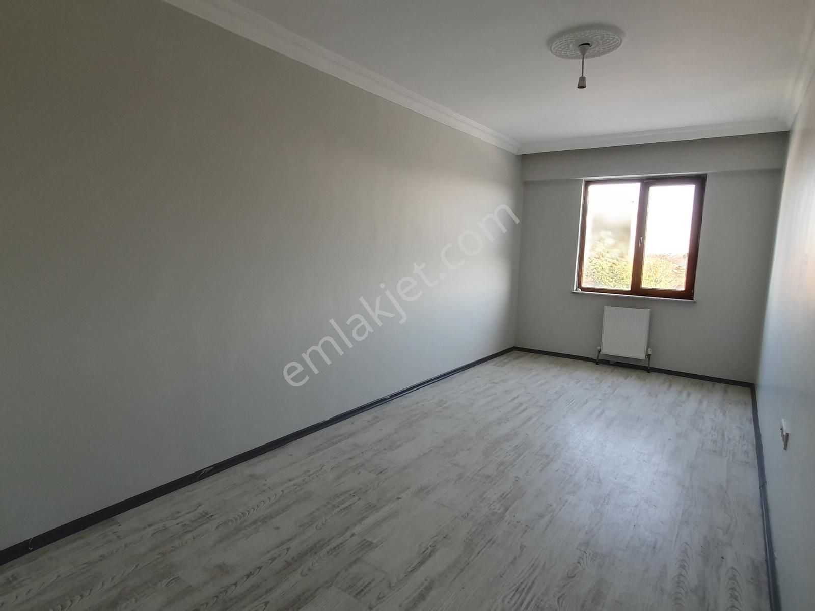 Gazi Yakup Satar Cd. Üzeri Geniş, Ebeveyn Banyolu Satılık 3+1 - Görsel 27