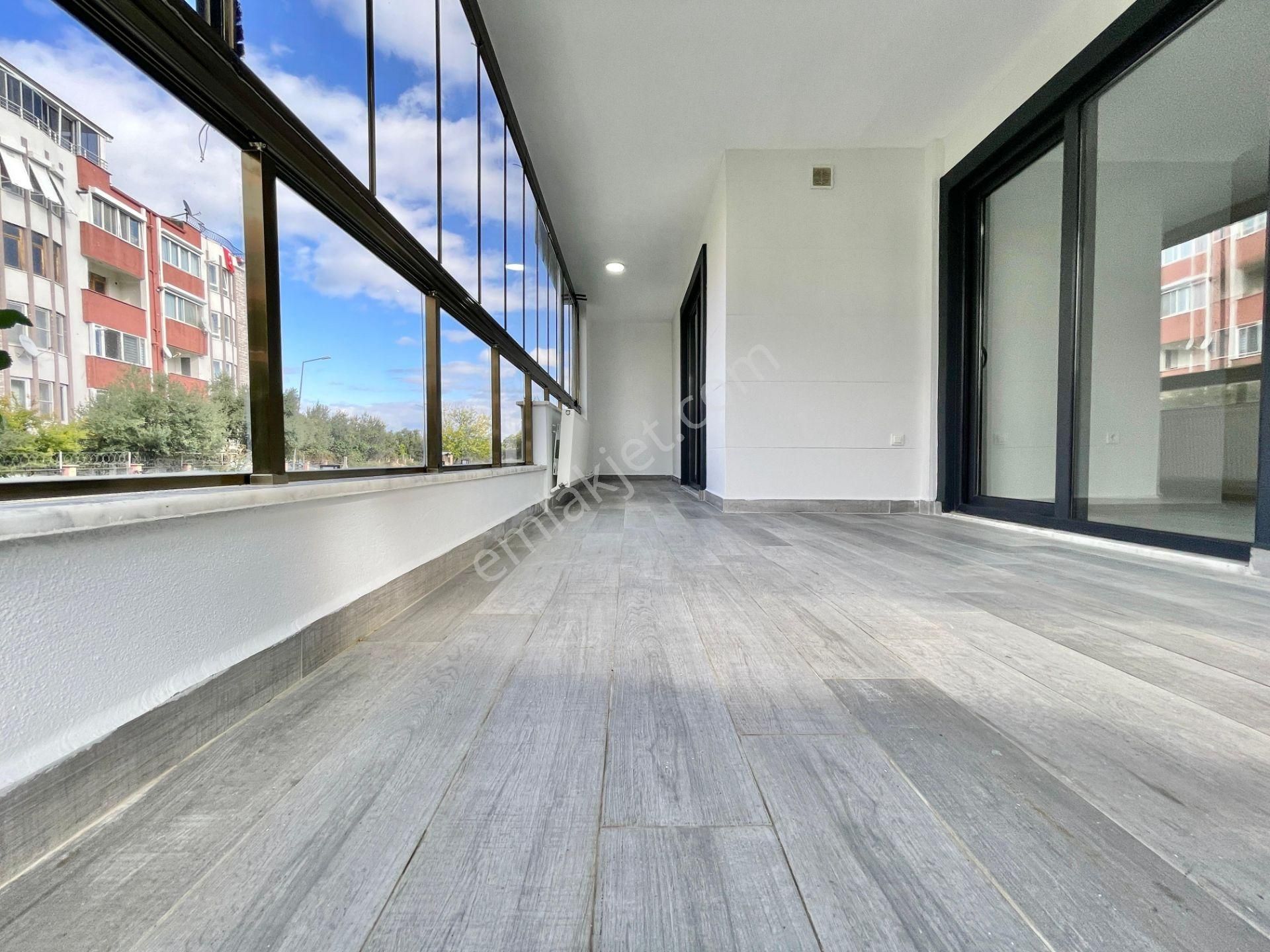 Berkay Demirel'den Altınkumda Kapalı Otoparklı Geniş Balkon 2+1 Daire - Görsel 18