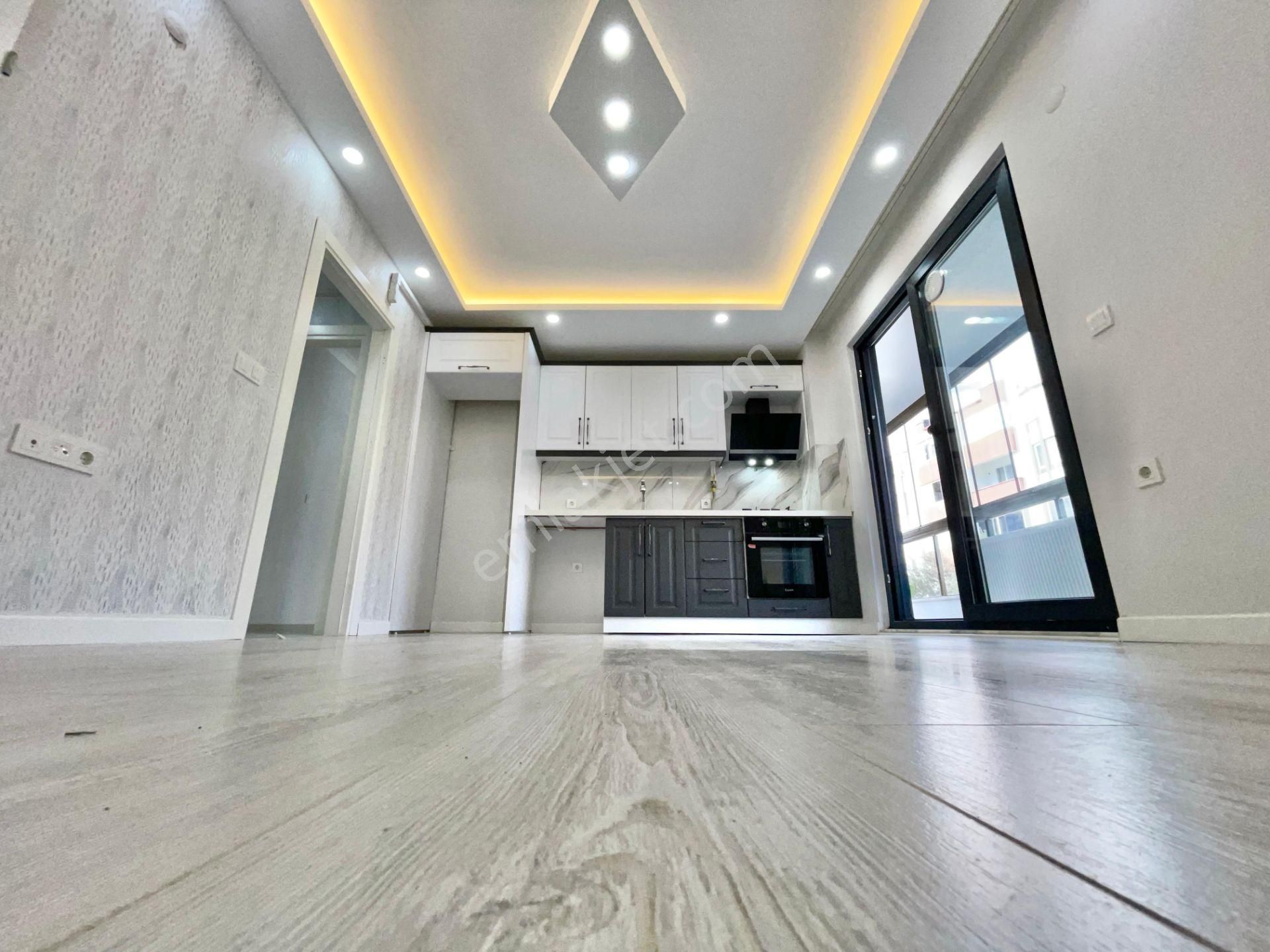 Berkay Demirel'den Altınkumda Kapalı Otoparklı Geniş Balkon 2+1 Daire - Görsel 13