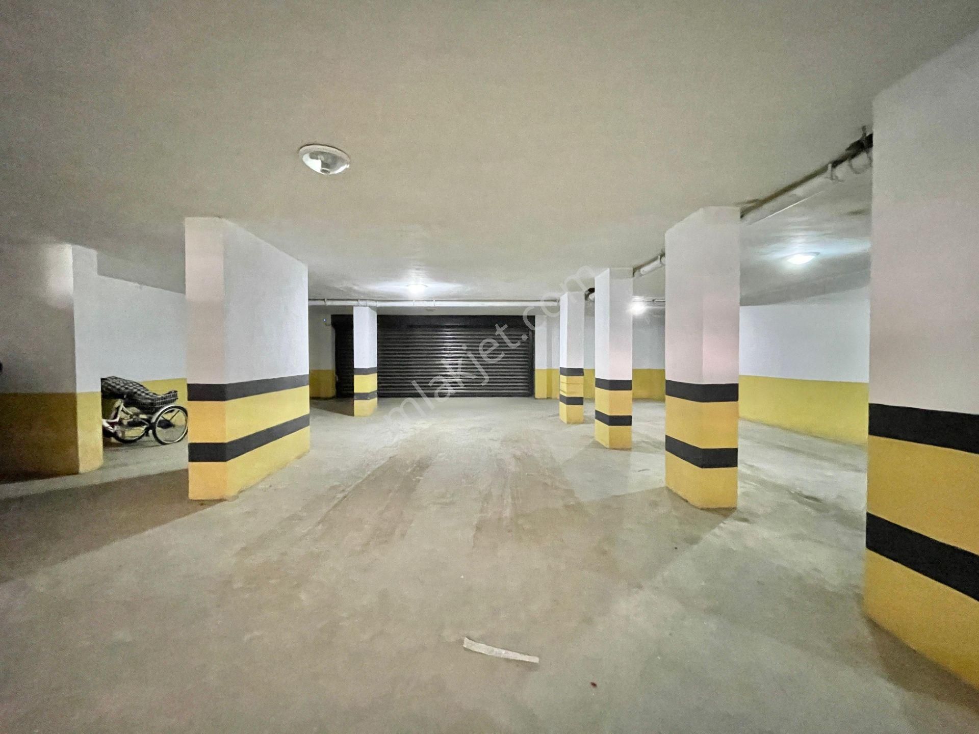 Berkay Demirel'den Altınkumda Kapalı Otoparklı Geniş Balkon 2+1 Daire - Görsel 29