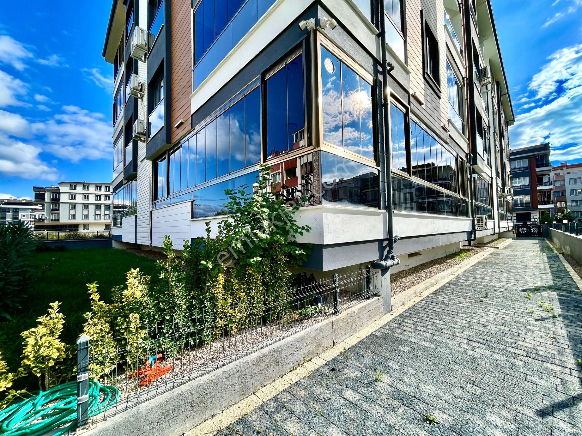 Berkay Demirel'den Altınkumda Kapalı Otoparklı Geniş Balkon 2+1 Daire - Görsel 3