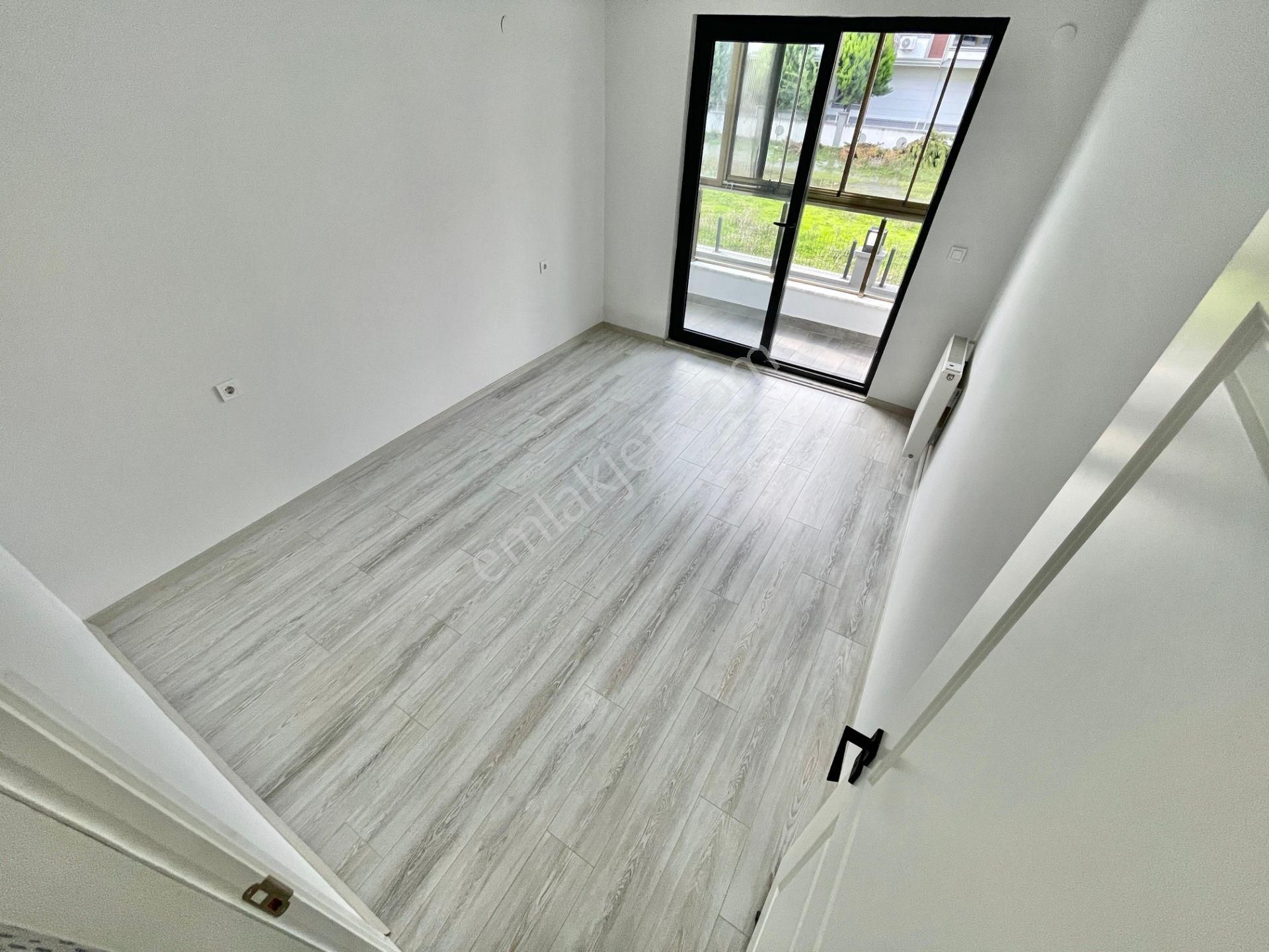 Berkay Demirel'den Altınkumda Kapalı Otoparklı Geniş Balkon 2+1 Daire - Görsel 34