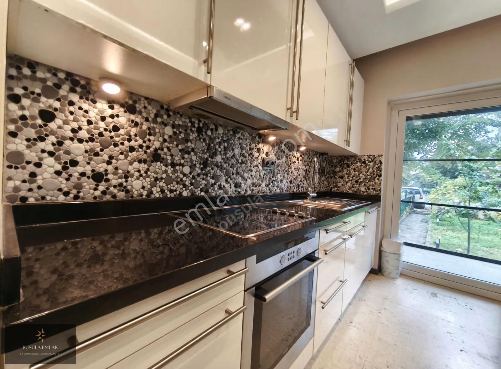 Florya Basın Köy Merkezi Konumda 3+1 175m² Müstakil Bahçeli - Görsel 3