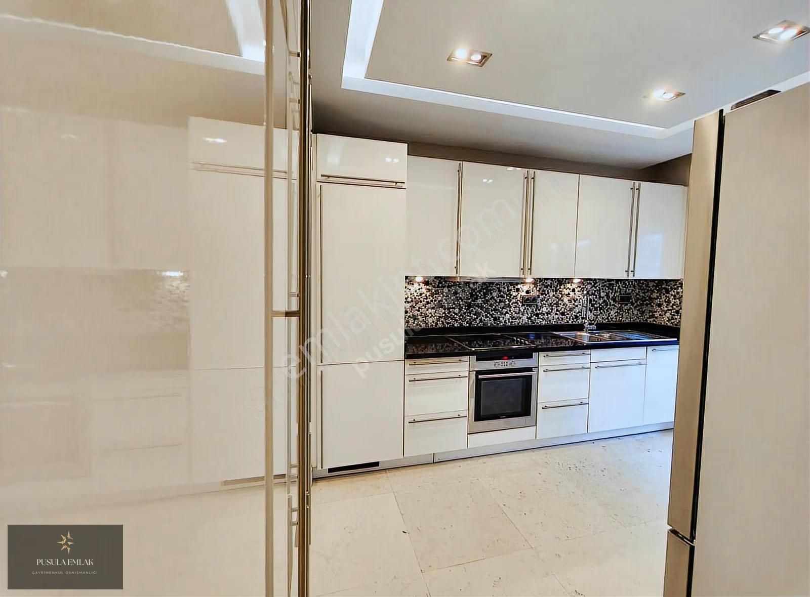 Florya Basın Köy Merkezi Konumda 3+1 175m² Müstakil Bahçeli - Görsel 18