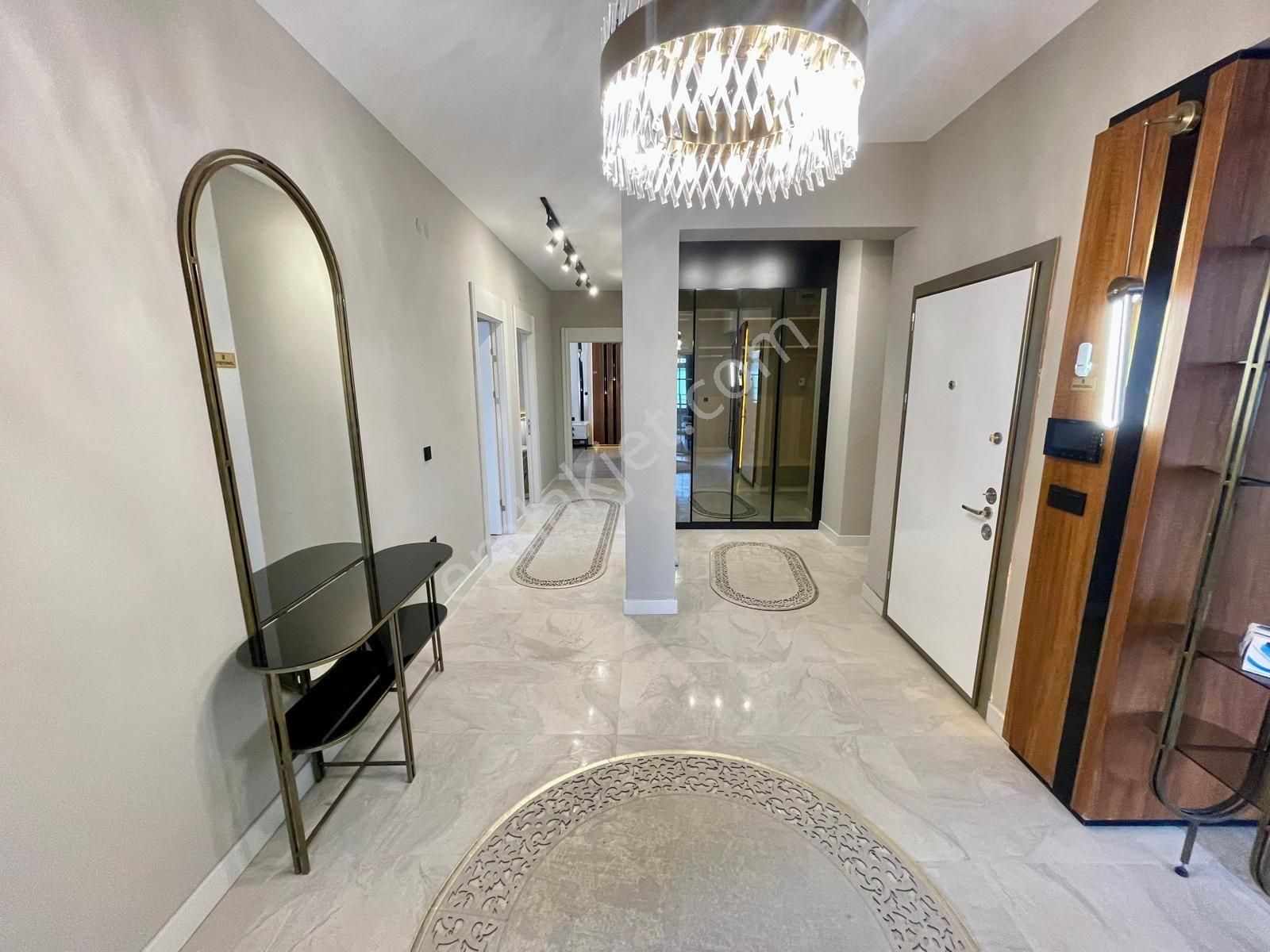 Ünsal'dan__süper Site Daire__7/24 Güvenlik__4+1__peyzaj Cephe - Görsel 30