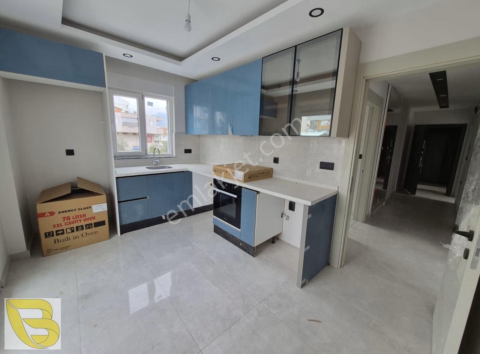 Döşemealtı Merkezi Konum'da Satılık 2+1daire