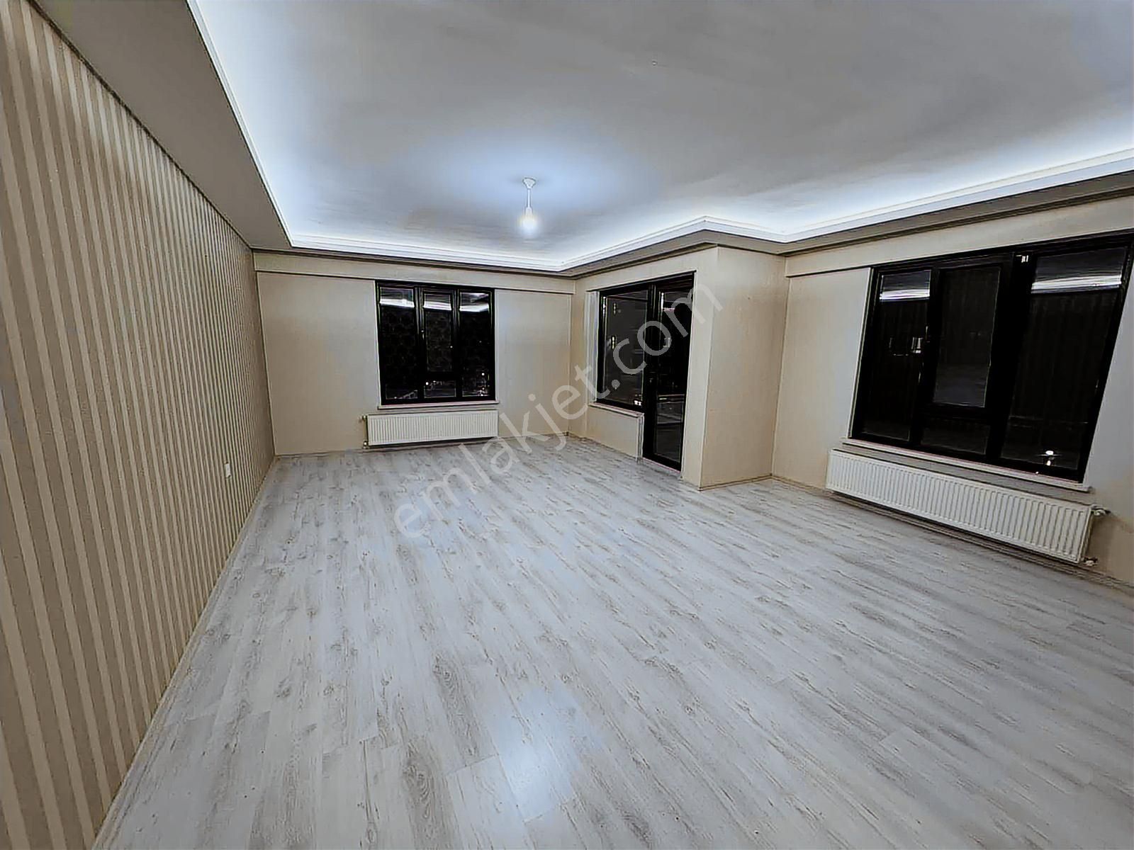 Sağlam Emlaktan Hastane Arkasında Satılık Lüks 4+1 Daire - Görsel 8