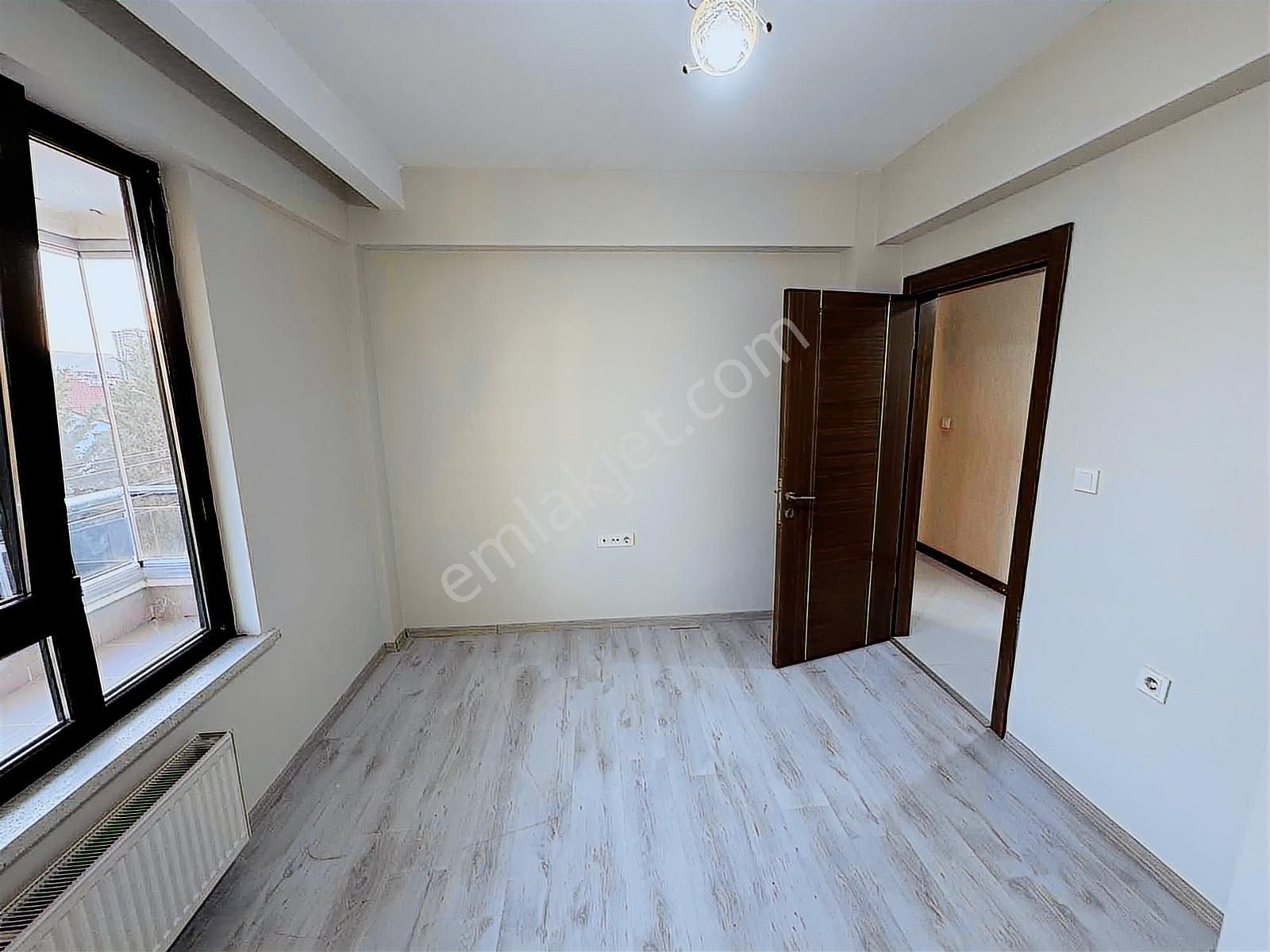 Sağlam Emlaktan Hastane Arkasında Satılık Lüks 4+1 Daire - Görsel 11