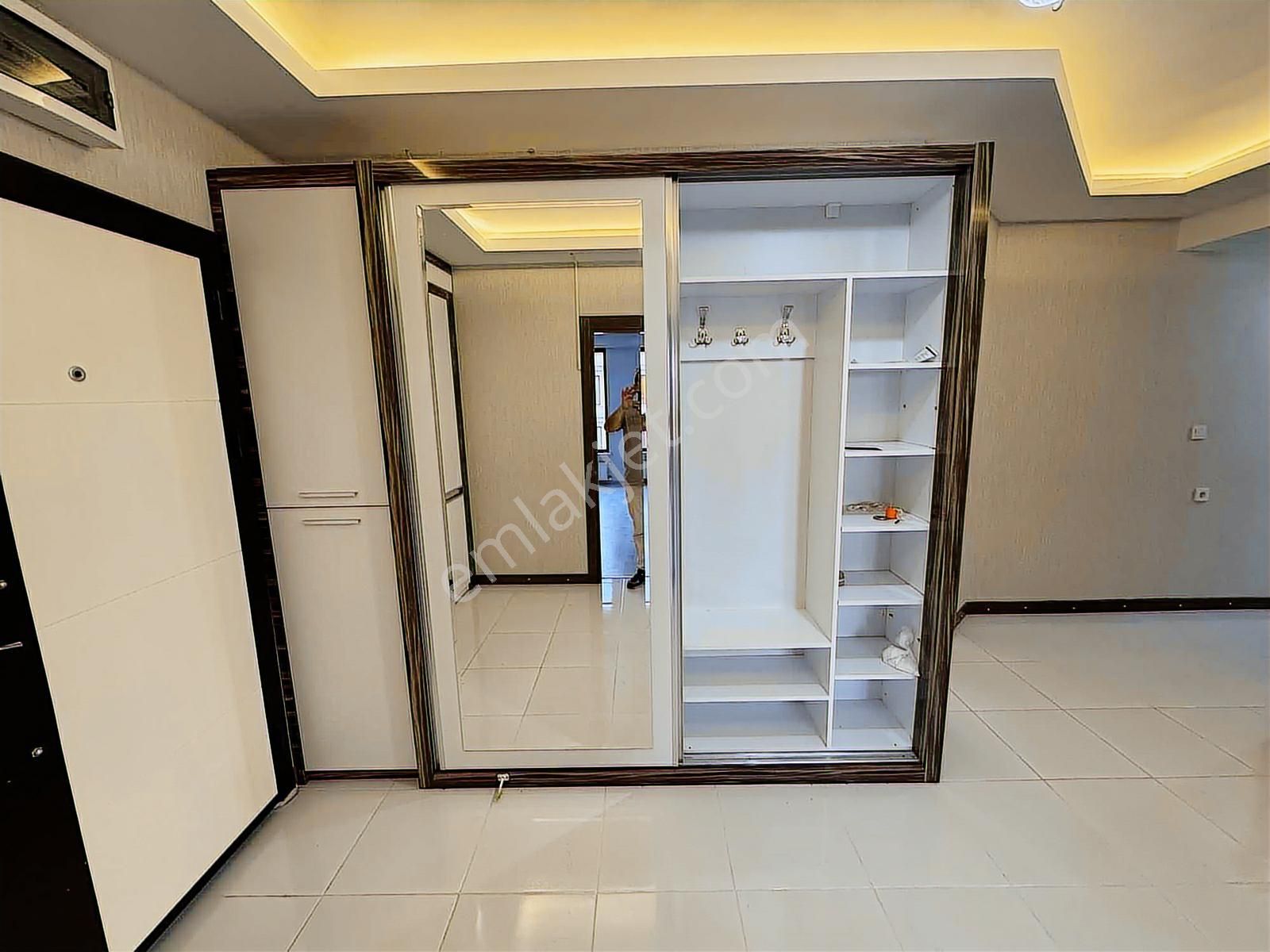 Sağlam Emlaktan Hastane Arkasında Satılık Lüks 4+1 Daire - Görsel 2