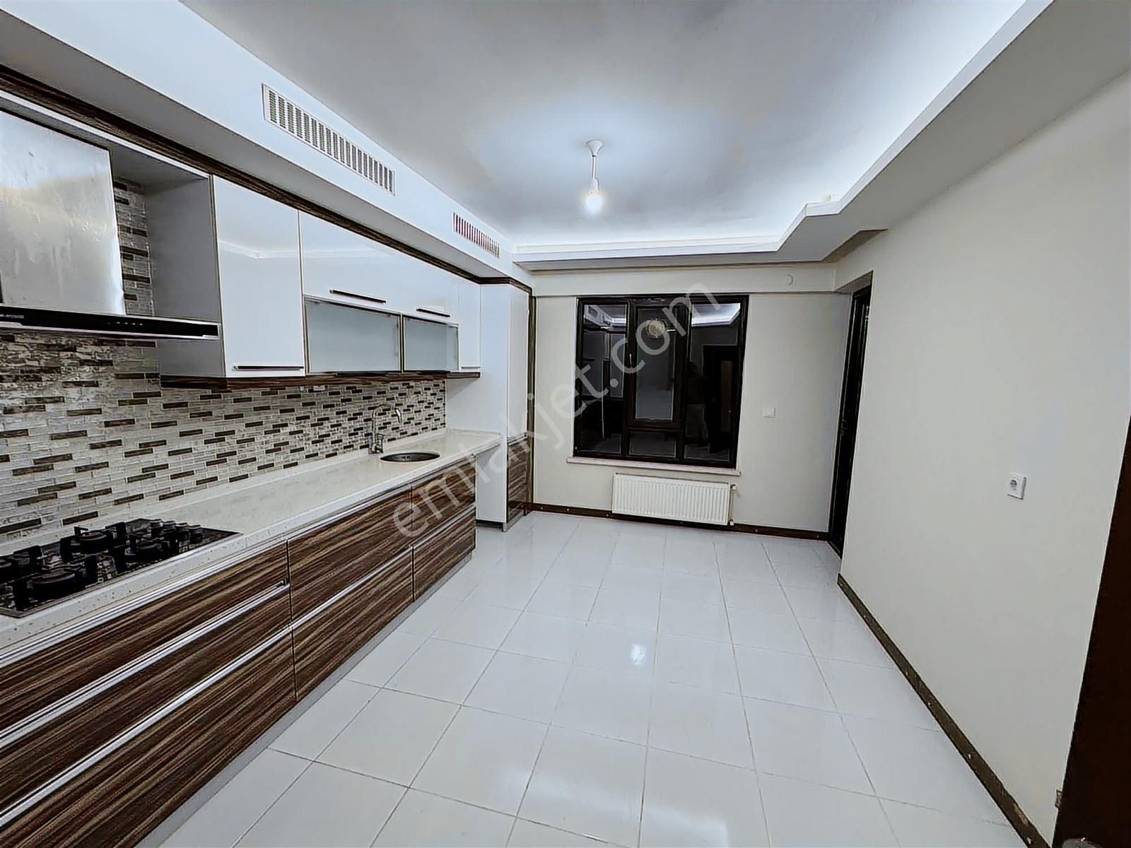 Sağlam Emlaktan Hastane Arkasında Satılık Lüks 4+1 Daire - Görsel 31