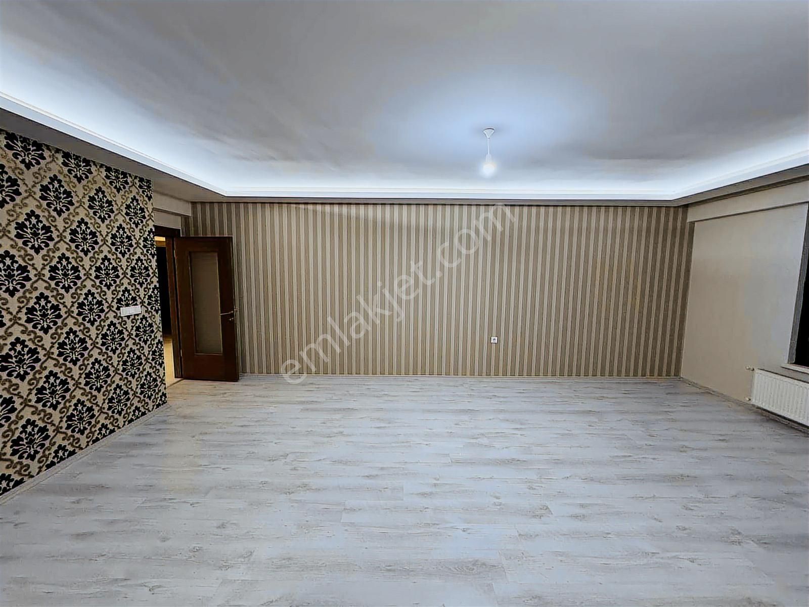 Sağlam Emlaktan Hastane Arkasında Satılık Lüks 4+1 Daire - Görsel 4