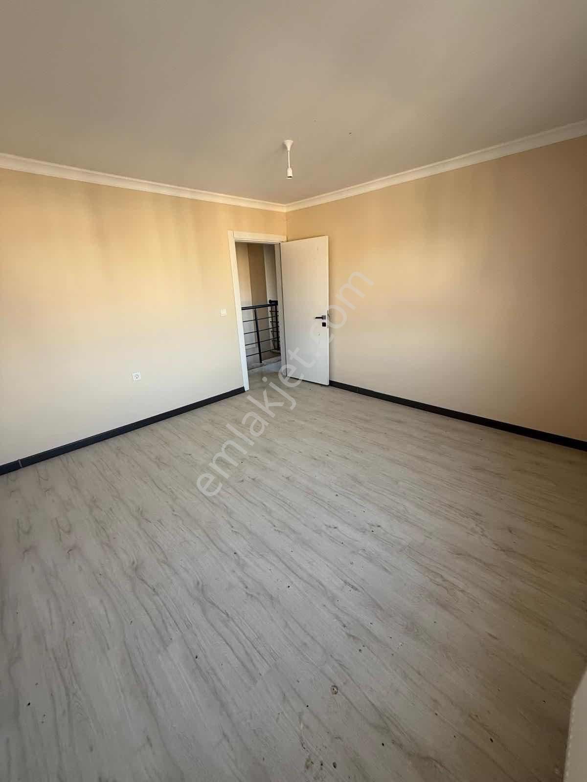 Çayırova Atatürk Mahallesinde Asansörlü 3+1 Üst Dubleks - Görsel 21