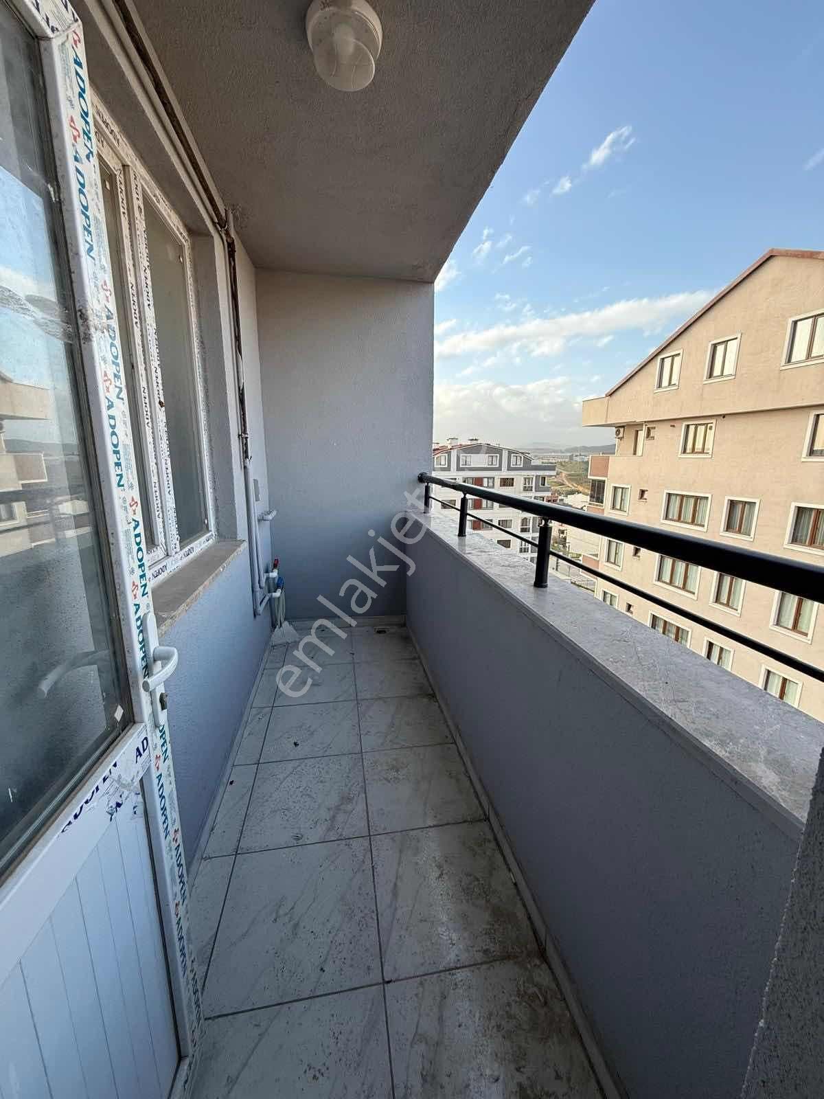 Çayırova Atatürk Mahallesinde Asansörlü 3+1 Üst Dubleks - Görsel 24