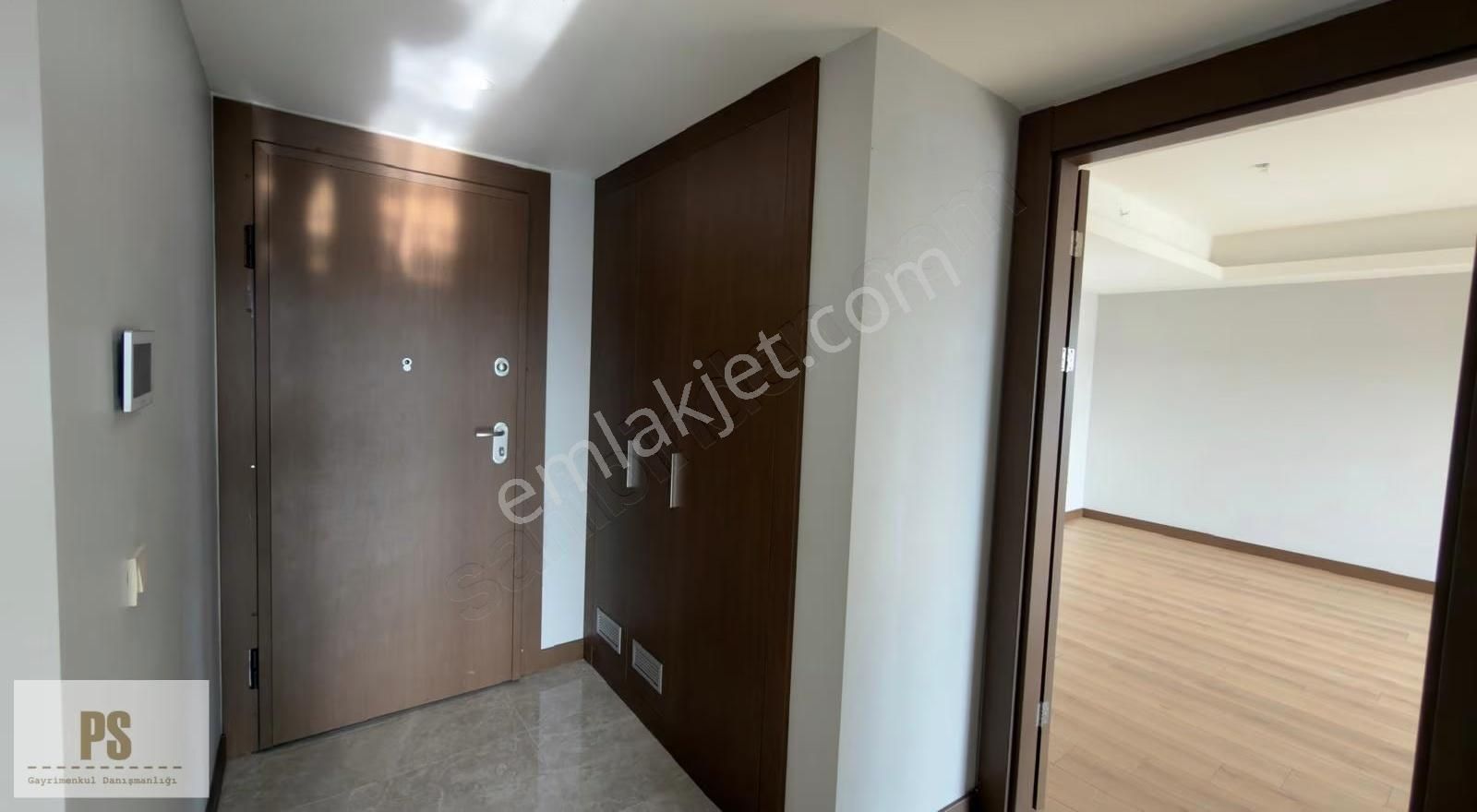 Nef Bahçelievler Projesinde Büyük Tip Kiralık Boş 2+1 Daire - Görsel 18