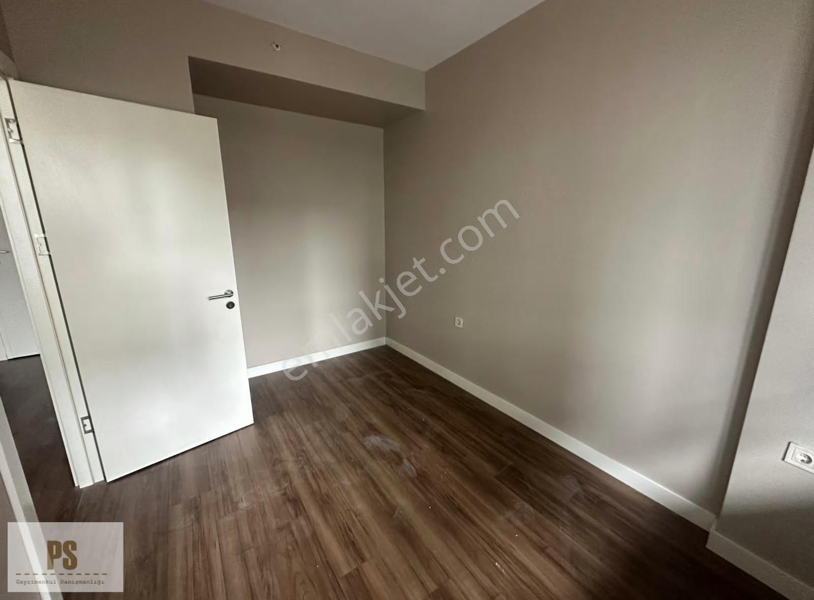 Satış Ve Kiralama Ofisinden Kiracılı Satılık 1+1 Daire - Görsel 7