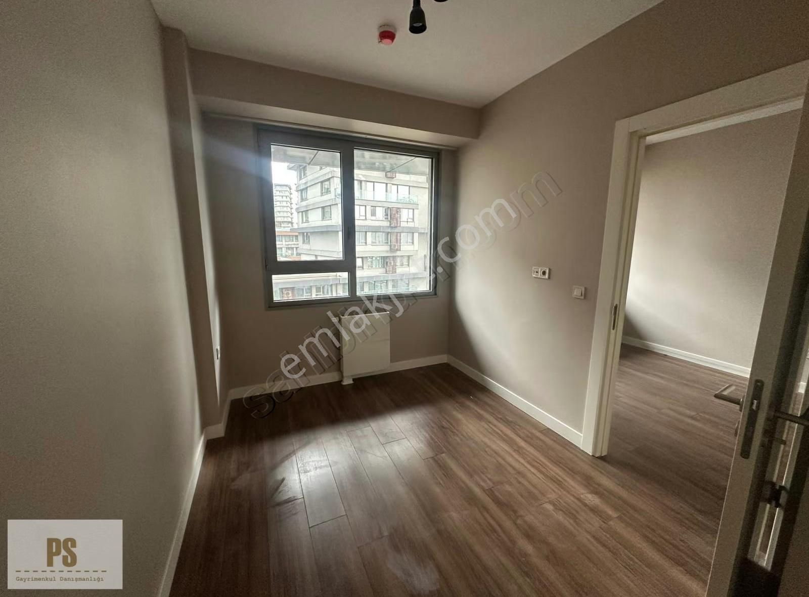 Satış Ve Kiralama Ofisinden Kiracılı Satılık 1+1 Daire - Görsel 4