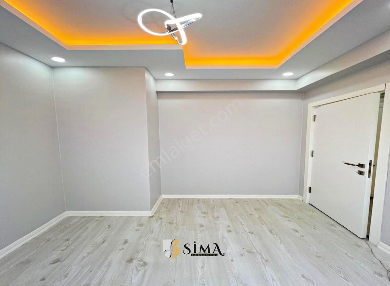 Mehterçeşme Mah. 1+1 Site İçi Metrobüse Yürüme Mesafesi 10 Dk Daire - Görsel 18