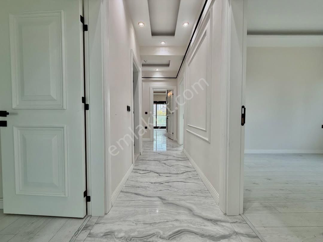Osmangazi'de Sahibinden Kiralık 2+1 Daire Sahibi İletisim: 𝑂53𝑂' - 𝟕3𝟧' - 2𝑂3𝟕 📌 - Görsel 6