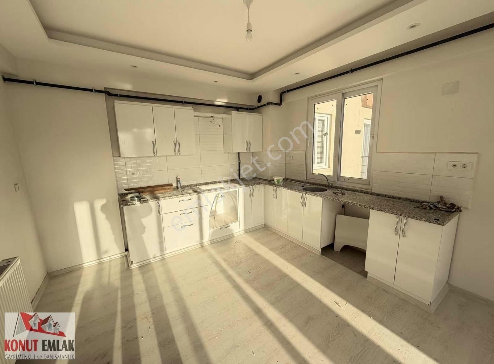 Konut Emlaktan Yeşil Mah 3+1 Sıfır Kiralık Daire - Görsel 2