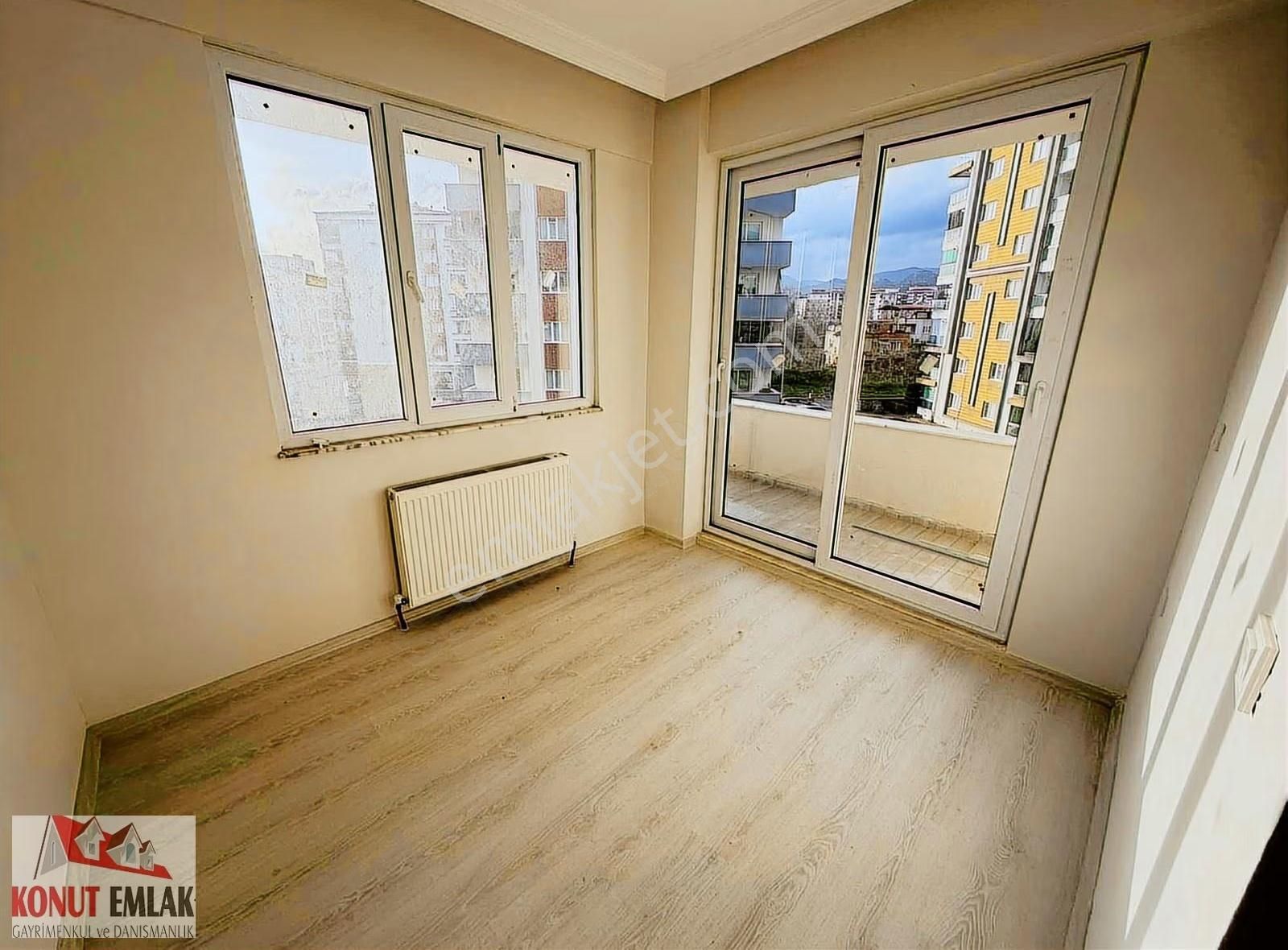 Konut Emlaktan Yeşil Mah 3+1 Sıfır Kiralık Daire