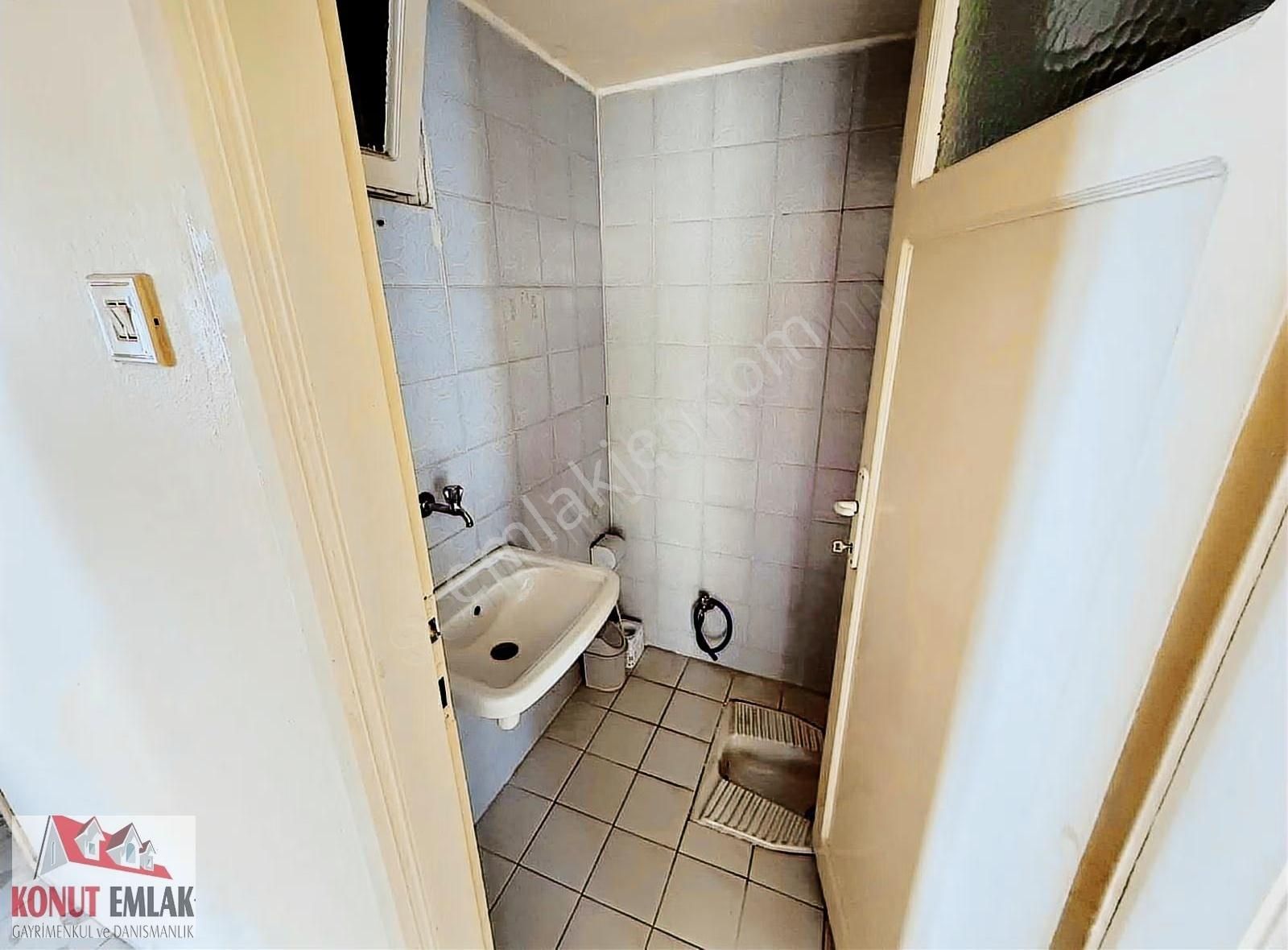 Konut Emlaktan Ordu Caddesinde 3+1 Doğalgazlı Kiralık Daire - Görsel 4