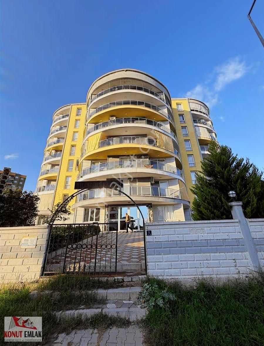 Konutemlaktan Nazilli Yıldıztepe Mh Satılık 4+1 Doğalgazlı Daire