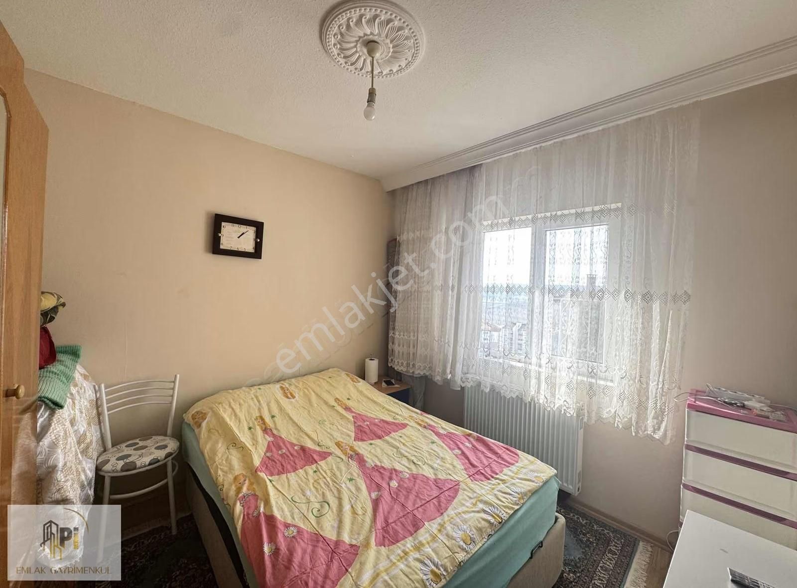 Pi Gayrimenkul'den Ihlamurkent Toki'de Arakat 2+1 Balkonlu - Görsel 14