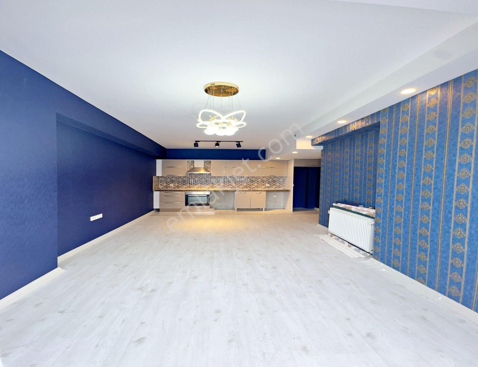 Metrobüse Yürüme Mesafesi Teraslı 2+1 Siteiçi Daire - Görsel 15