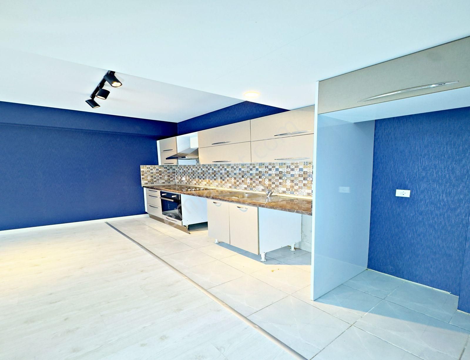 Metrobüse Yürüme Mesafesi Teraslı 2+1 Siteiçi Daire - Görsel 6